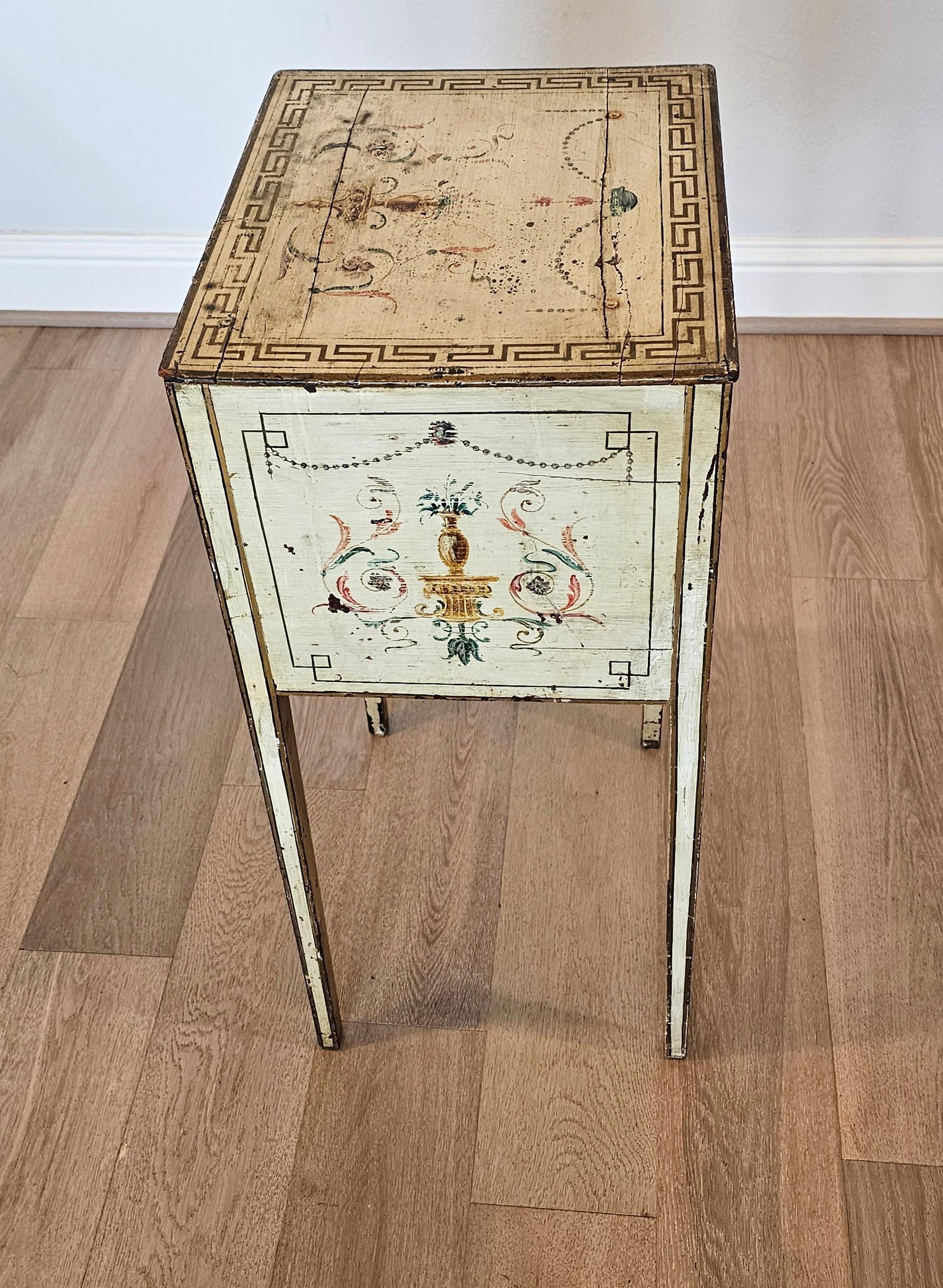 19th Century Italian Neo-classical Revival Hand-Painted Nightstand Table For Sale 12