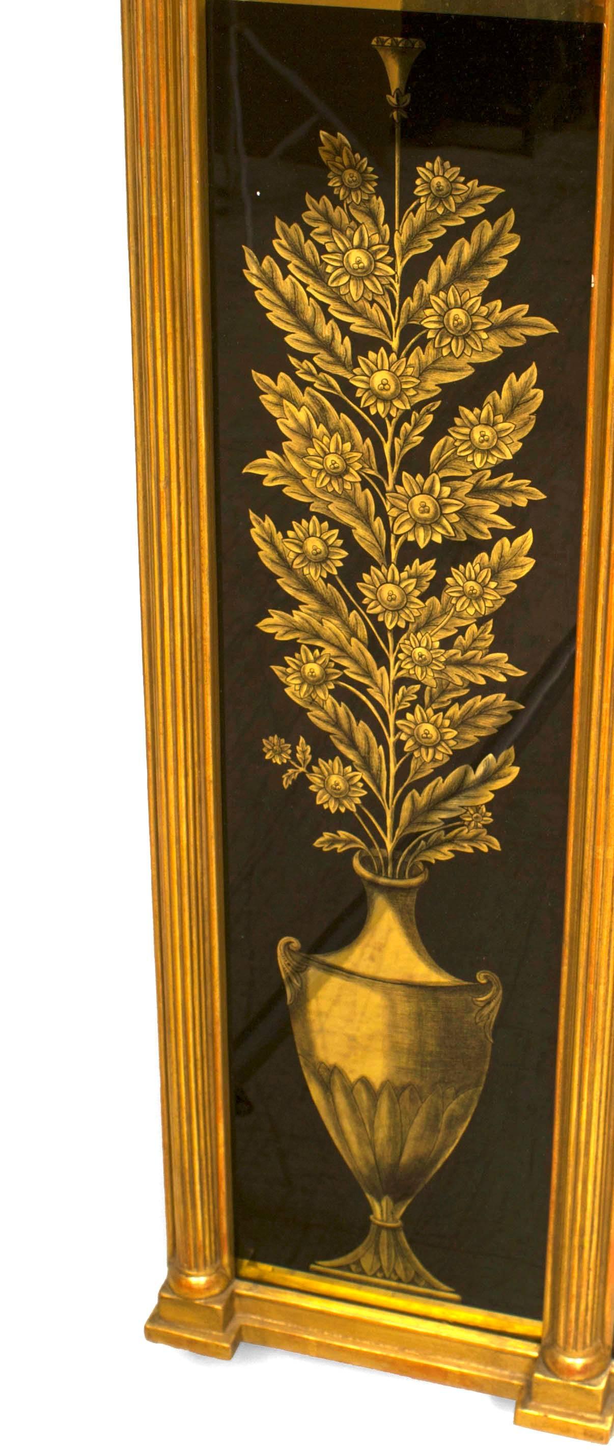 Feuille d'or Miroir mural italien néoclassique doré avec panneaux de verre inversés en vente