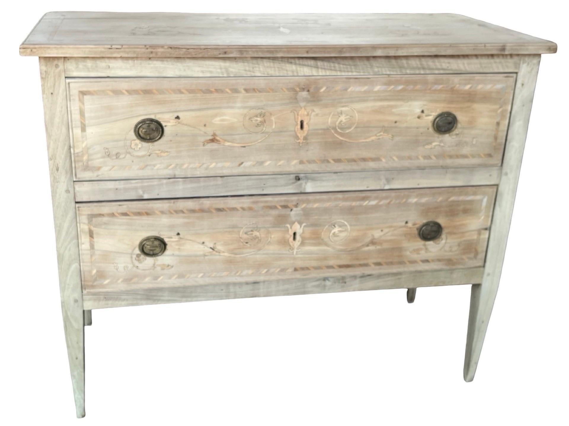 19th Century Italian Neoclassical Bleached Walnut Commode With Inlay For Sale 5