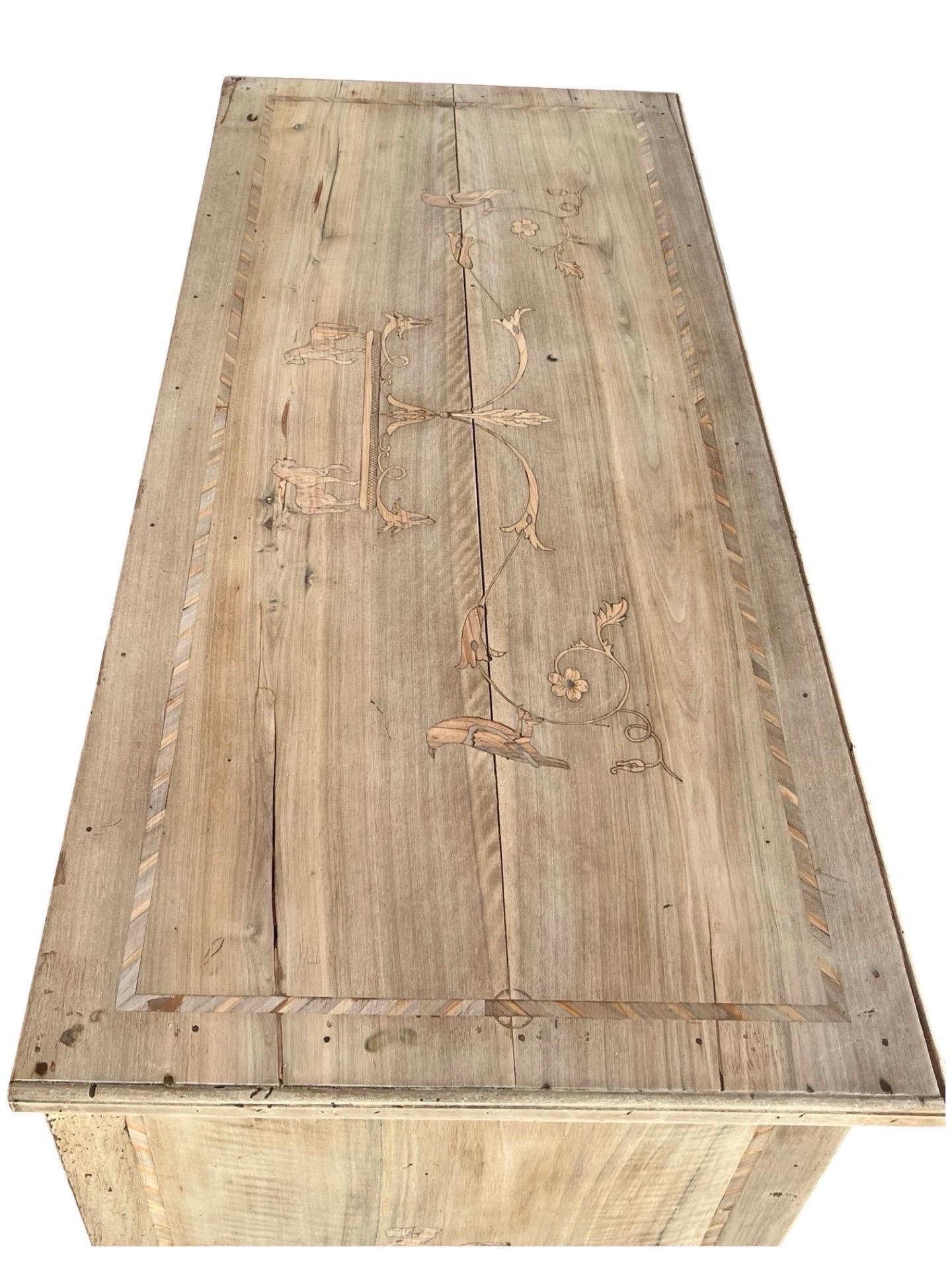 19th Century Italian Neoclassical Bleached Walnut Commode With Inlay For Sale 7