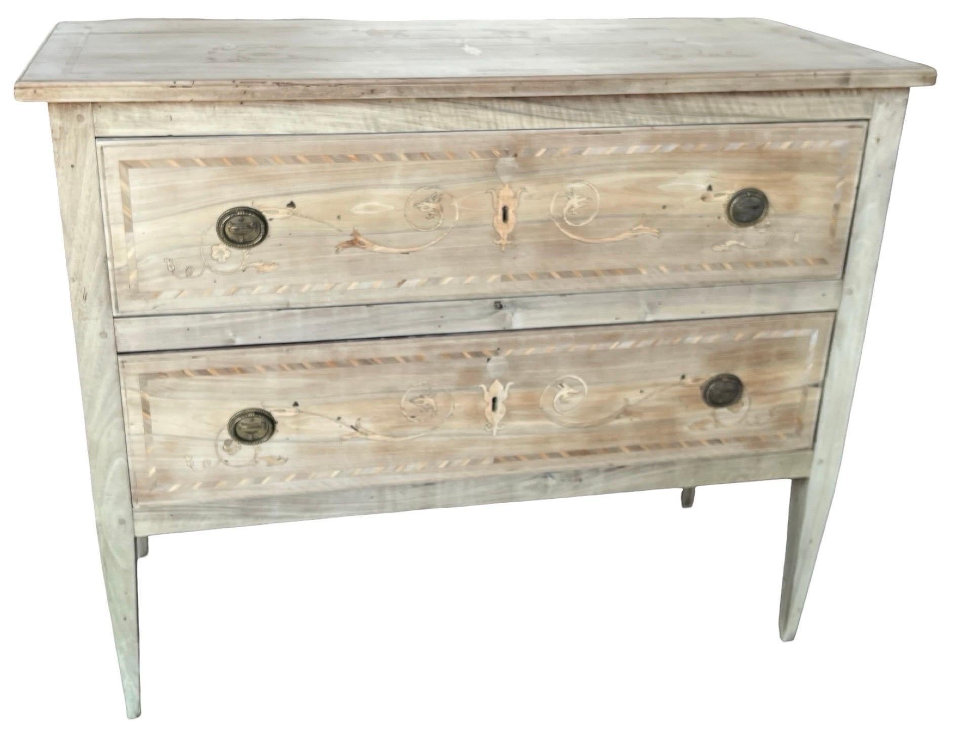 19th Century Italian Neoclassical Bleached Walnut Commode With Inlay For Sale 2