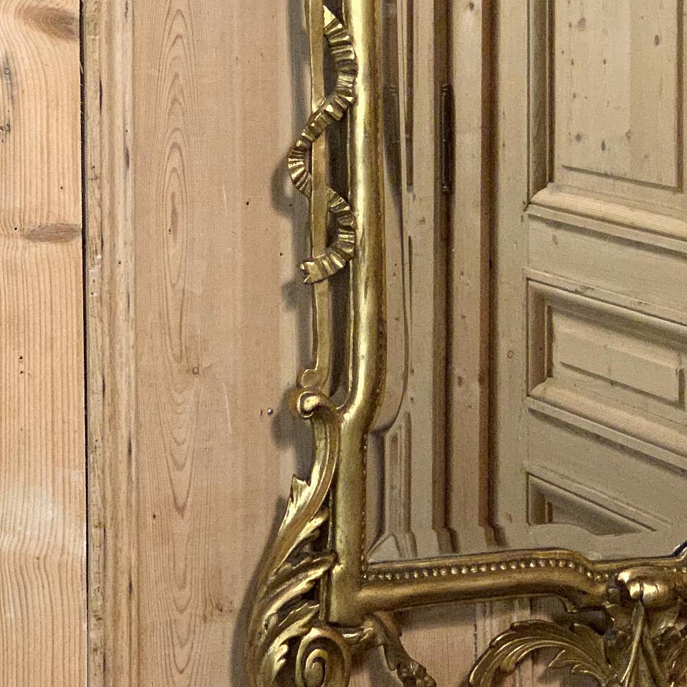 Miroir néoclassique italien du 19ème siècle en bois doré sculpté en vente 6