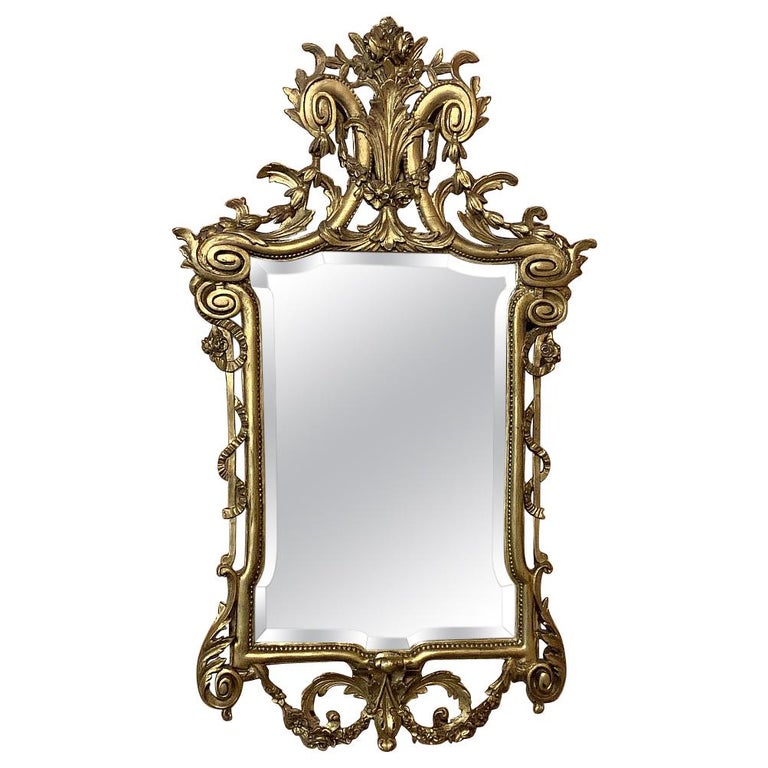 19th Century Italian Neoclassical Carved Giltwood Mirror For Sale