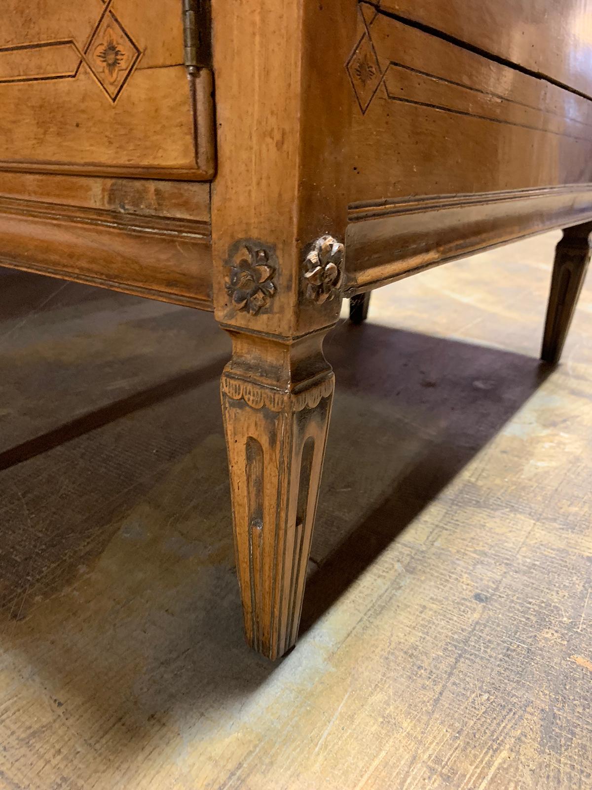 19th Century Italian Neoclassical Inlaid Walnut Desk For Sale 11