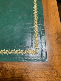 19th Century Italian Neoclassical Inlaid Walnut Desk