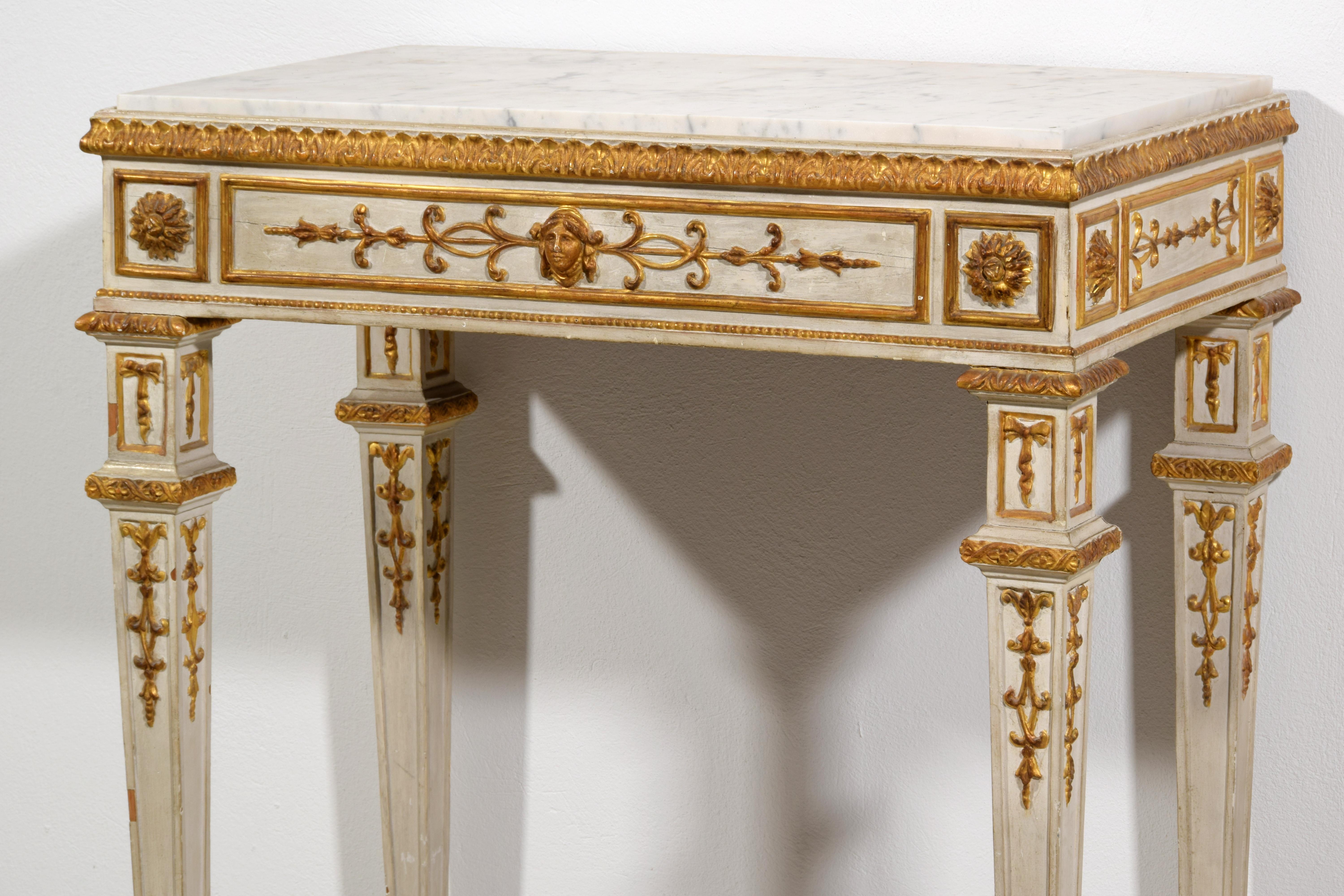 19th Century, Italian Neoclassical Lacquered and Gilt Wood Console with Mirror For Sale 8