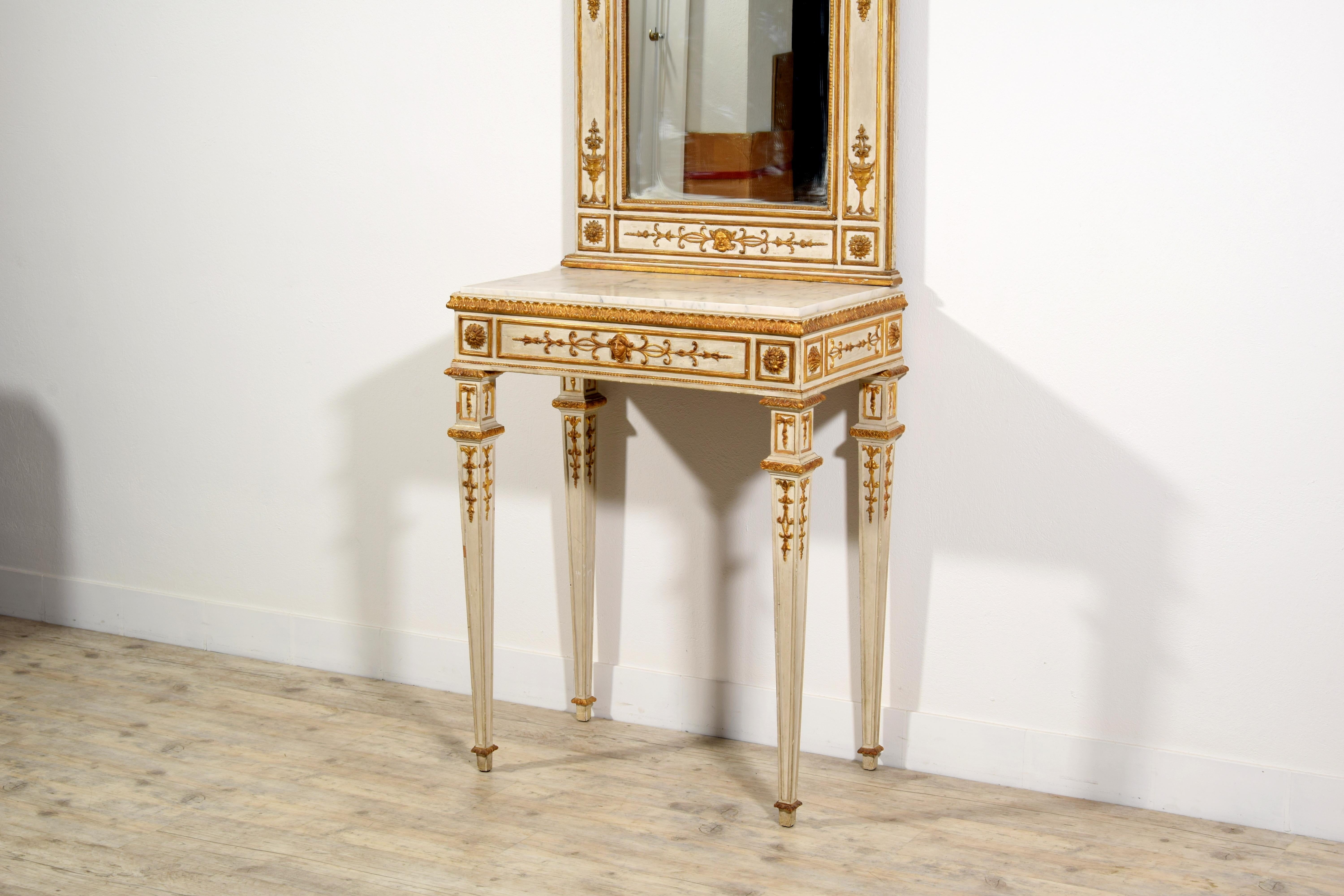 19th Century, Italian Neoclassical Lacquered and Gilt Wood Console with Mirror For Sale 2