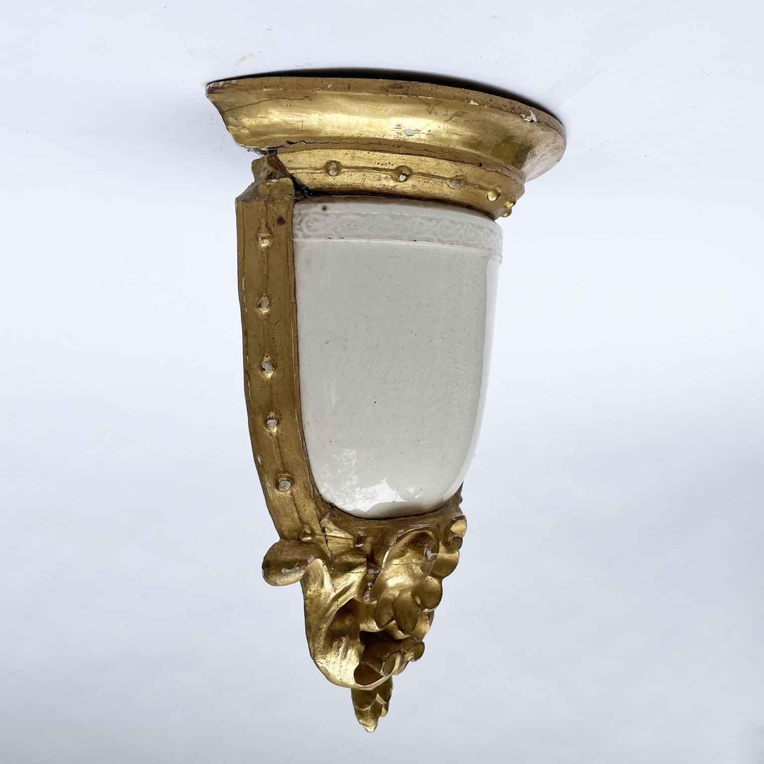 19th Century Italian Neoclassical Majolica Pair of Wall Brackets for Sconces For Sale 4
