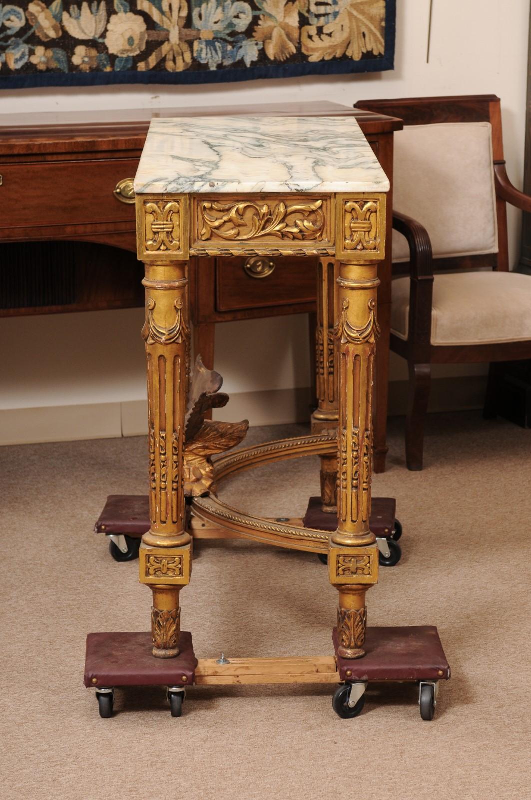 Marmo Tavolo da console neoclassico italiano del XIX secolo con piano in marmo e legno dorato in vendita