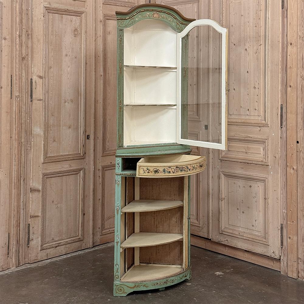 19th Century Italian Neoclassical Painted Corner Cabinet ~ Vitrine In Good Condition For Sale In Dallas, TX