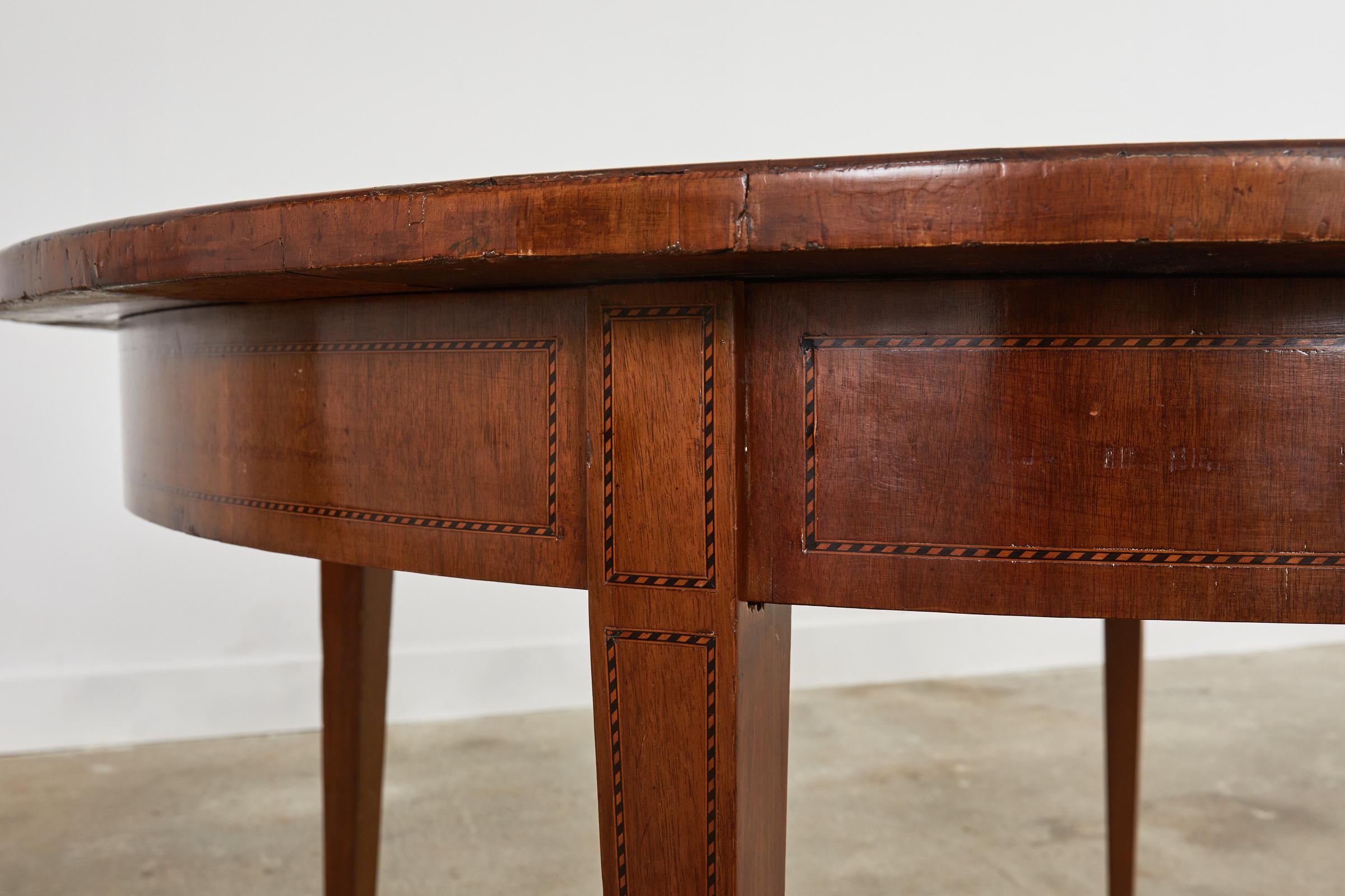 19th Century Italian Neoclassical Parquetry Walnut Dining Centre Table For Sale 7