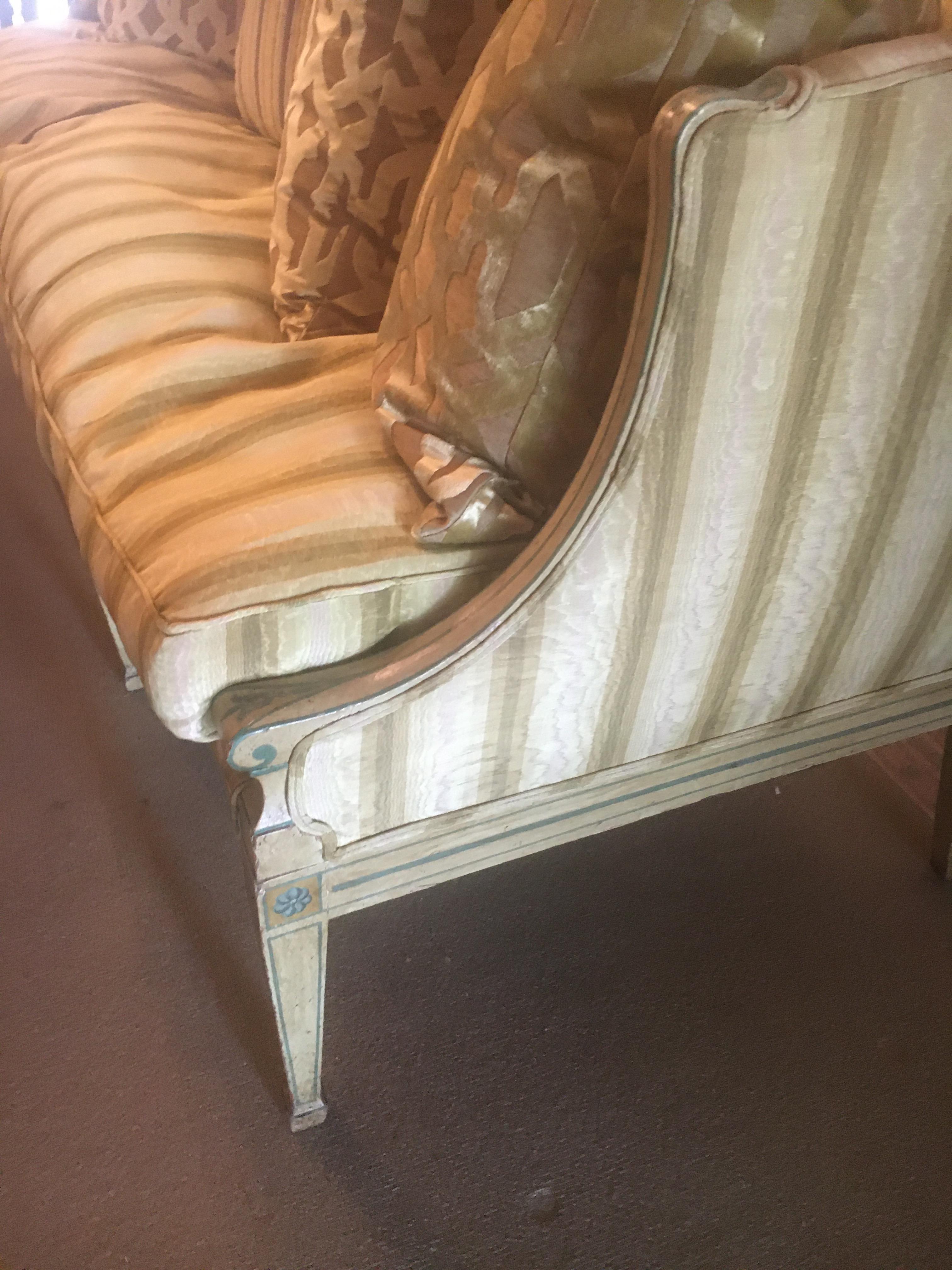 19th Century Italian Neoclassical Sofa with Painted Decoration In Excellent Condition In Buchanan, MI