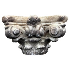 Pedestales y columnas neoclásicos