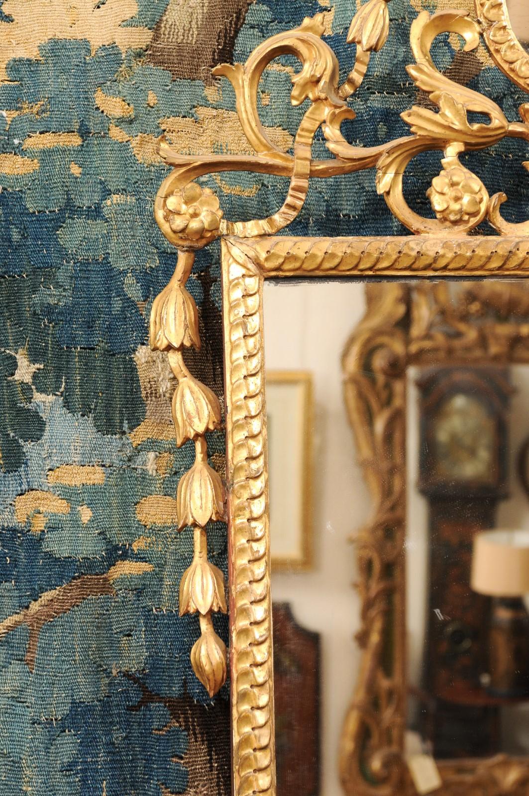 Specchio in legno dorato in stile neoclassico italiano del XIX secolo in vendita 2