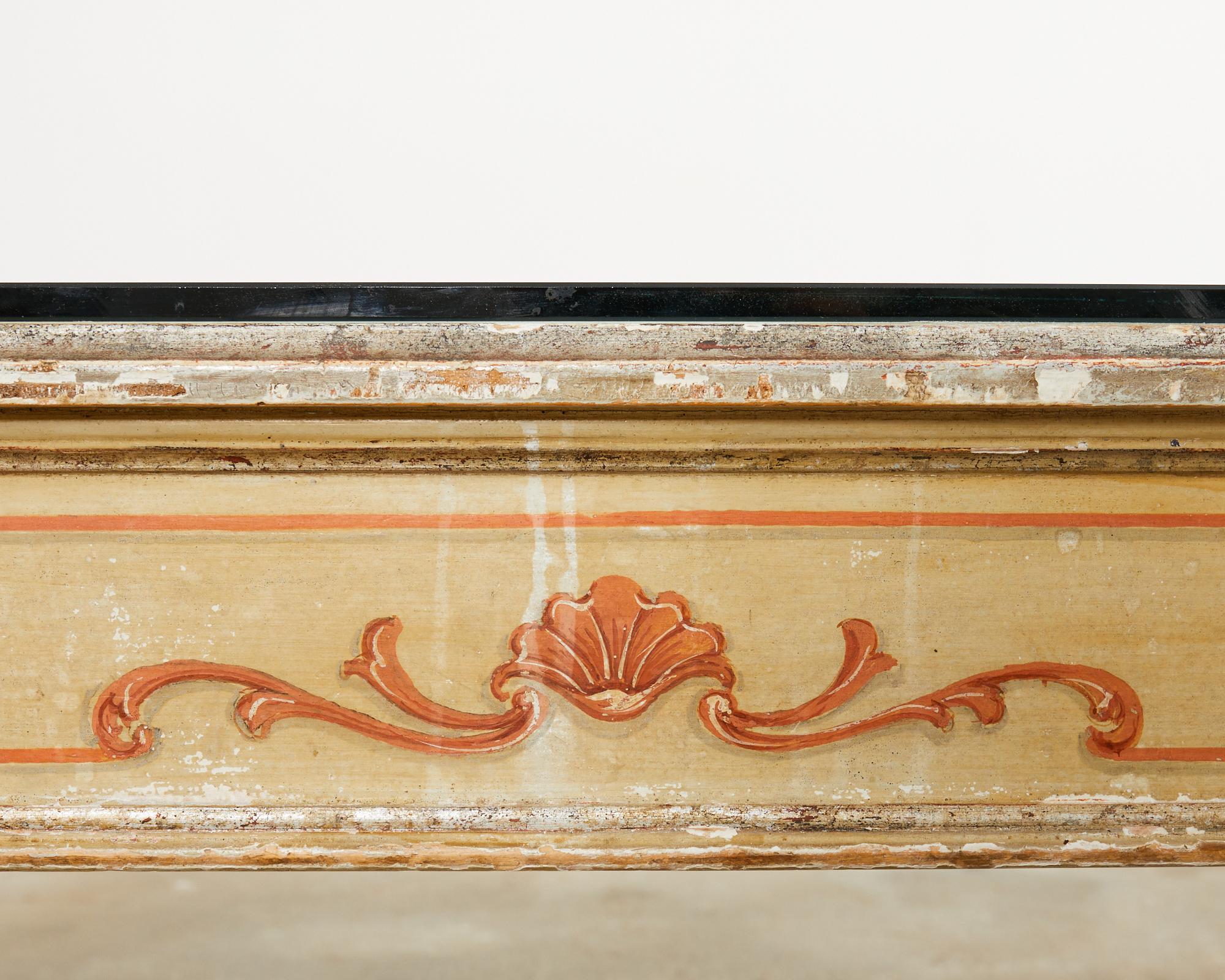Table de salle à manger vénitienne peinte de style néoclassique italien du 19e siècle en vente 6
