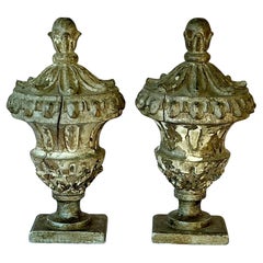 Paire d'urnes en bois néoclassiques italiennes du 19e siècle