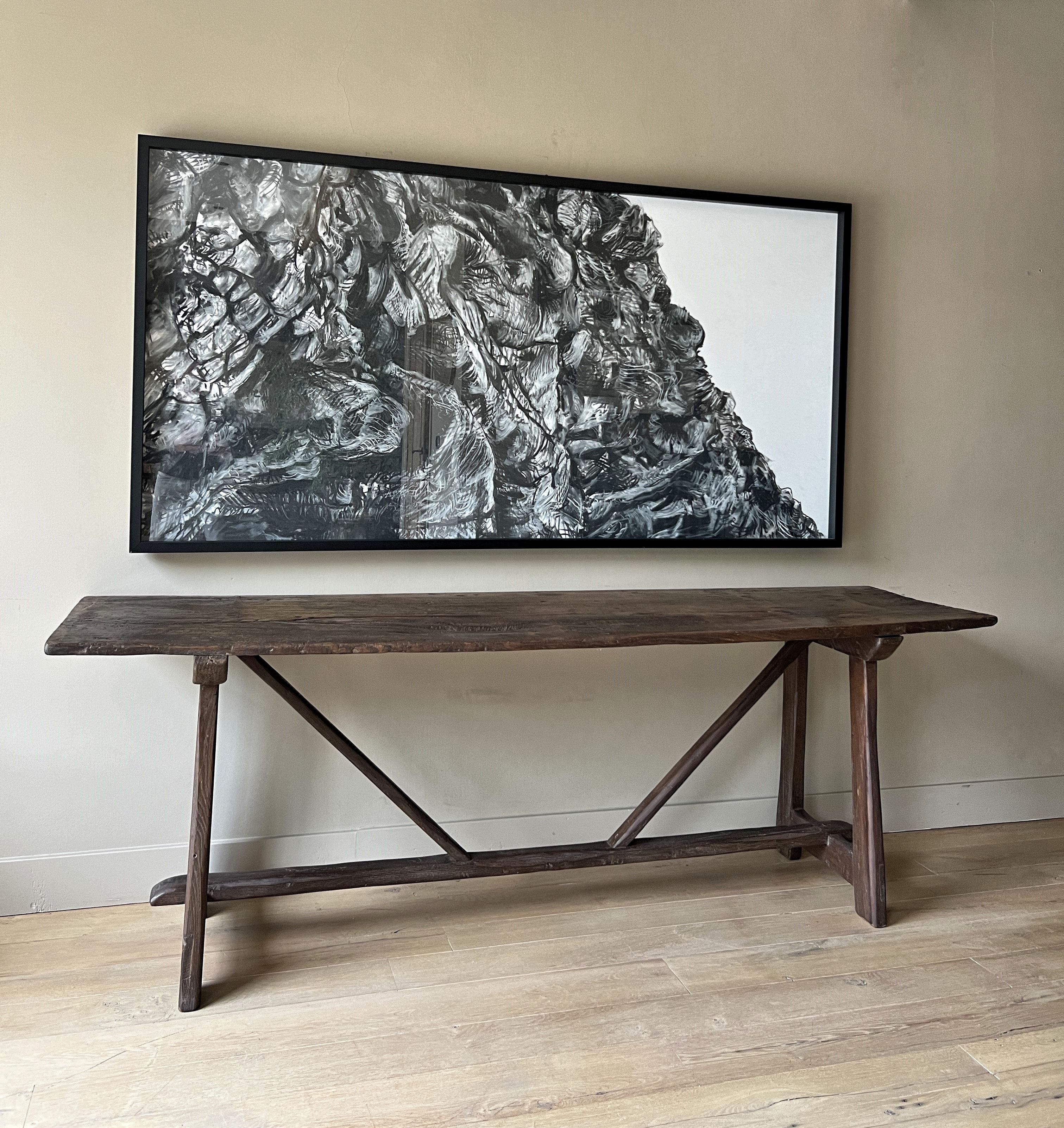 19th century Italian one slab trestle side table In Good Condition In Vosselaar, BE