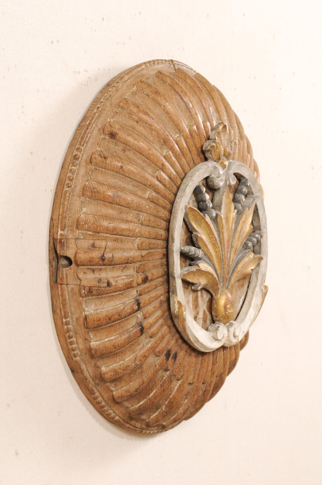 19th Century Italian Oval Wooden Wall Fragment 4