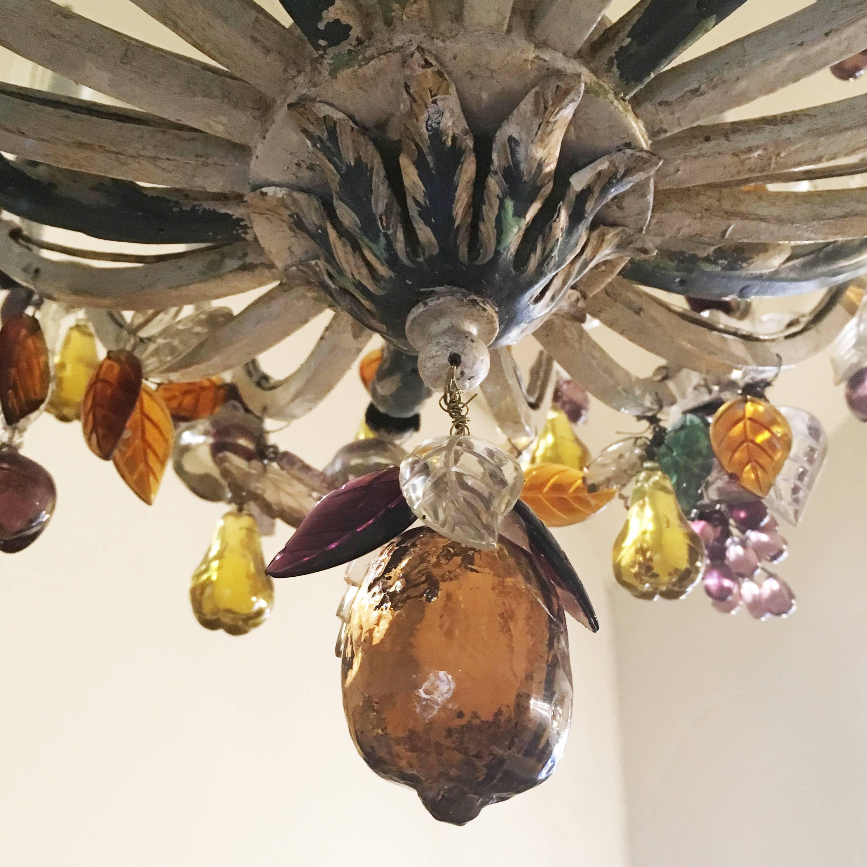 19th Century Italian Painted Bronze and Crystal Chandelier with Fruit Pendants In Good Condition In Firenze, IT