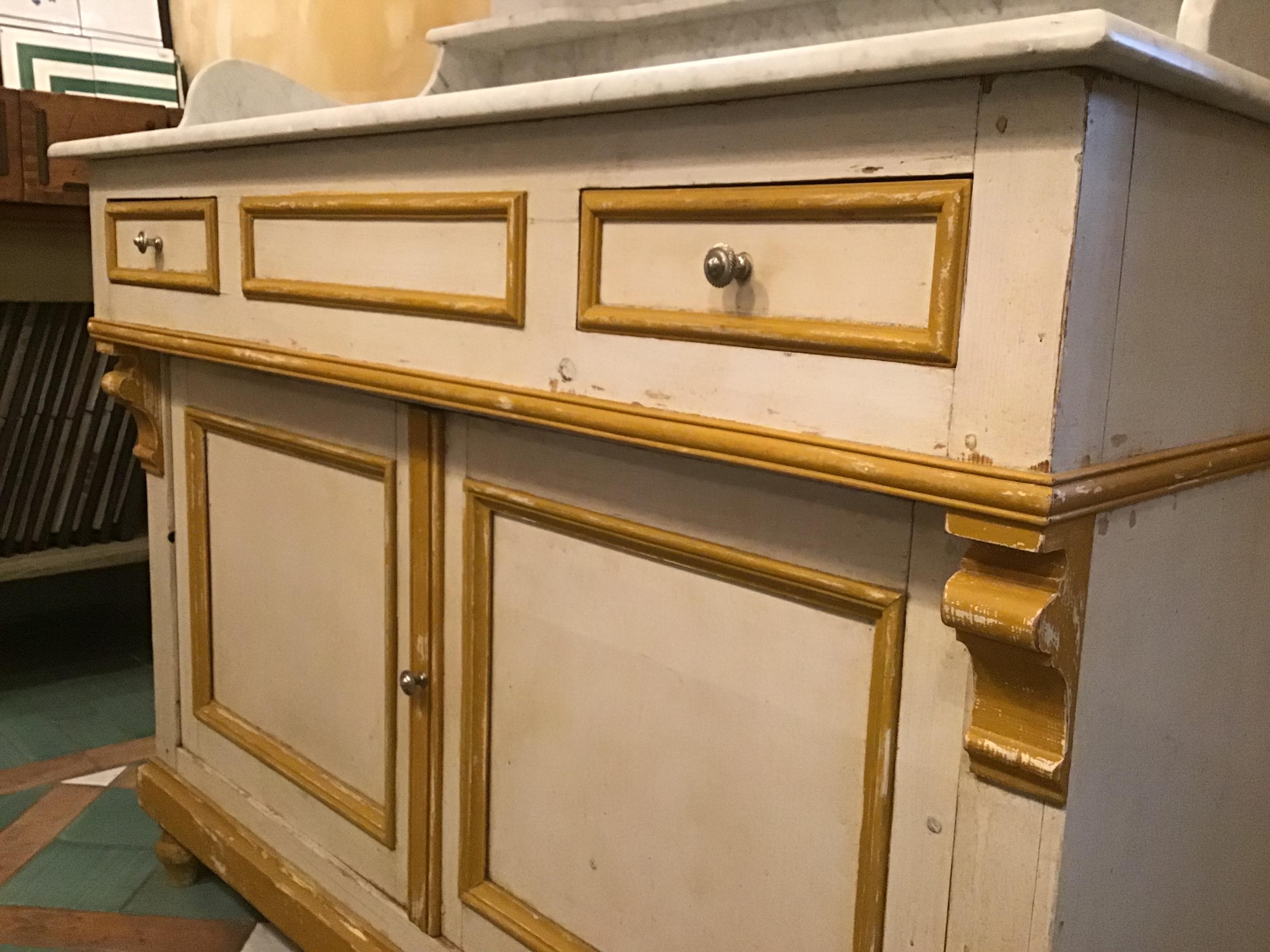 19th Century Italian Painted Wood Cupboard Sink with Carrara Marble Top, 1890s 4