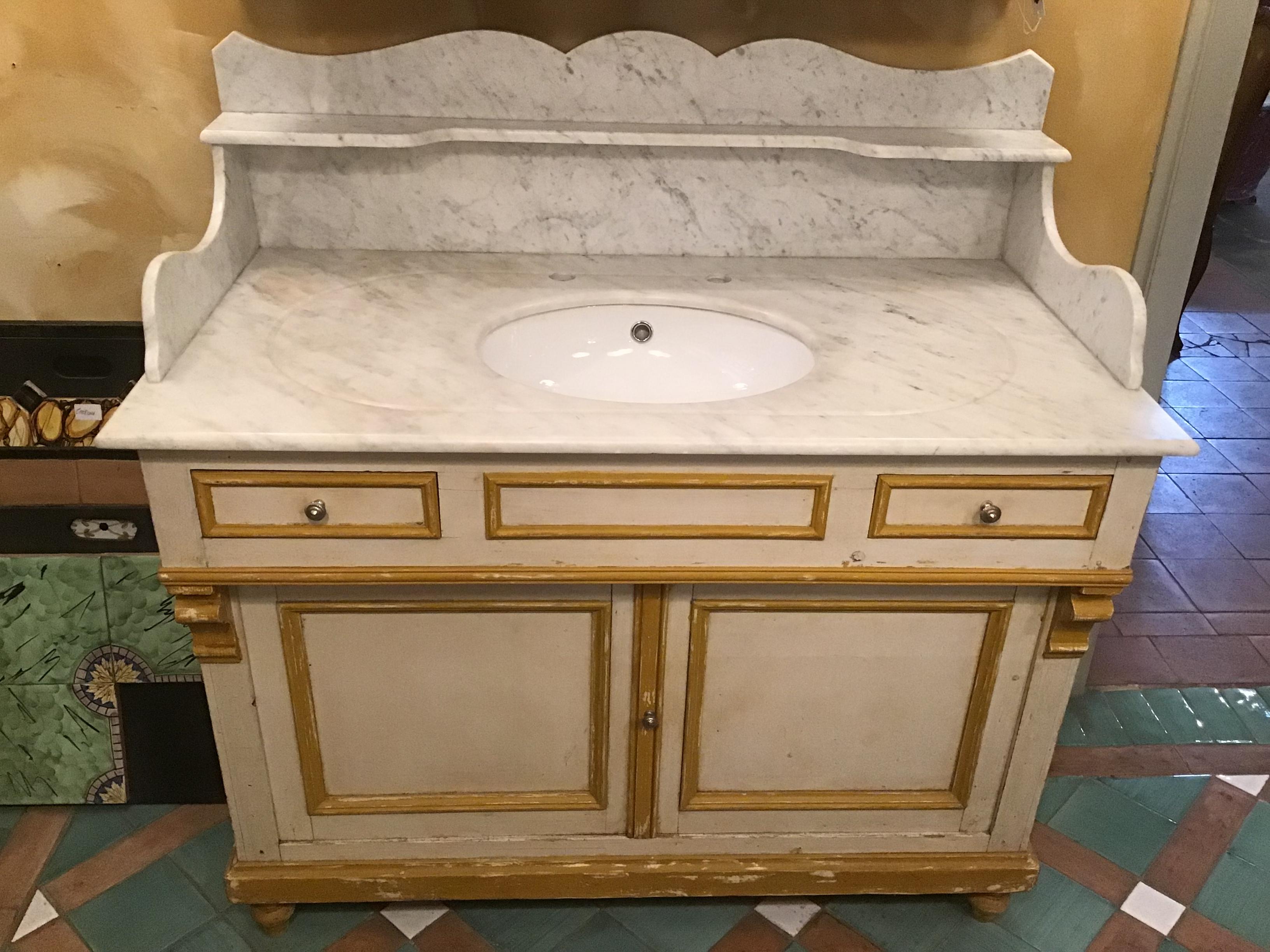 Hand-Painted 19th Century Italian Painted Wood Cupboard Sink with Carrara Marble Top, 1890s