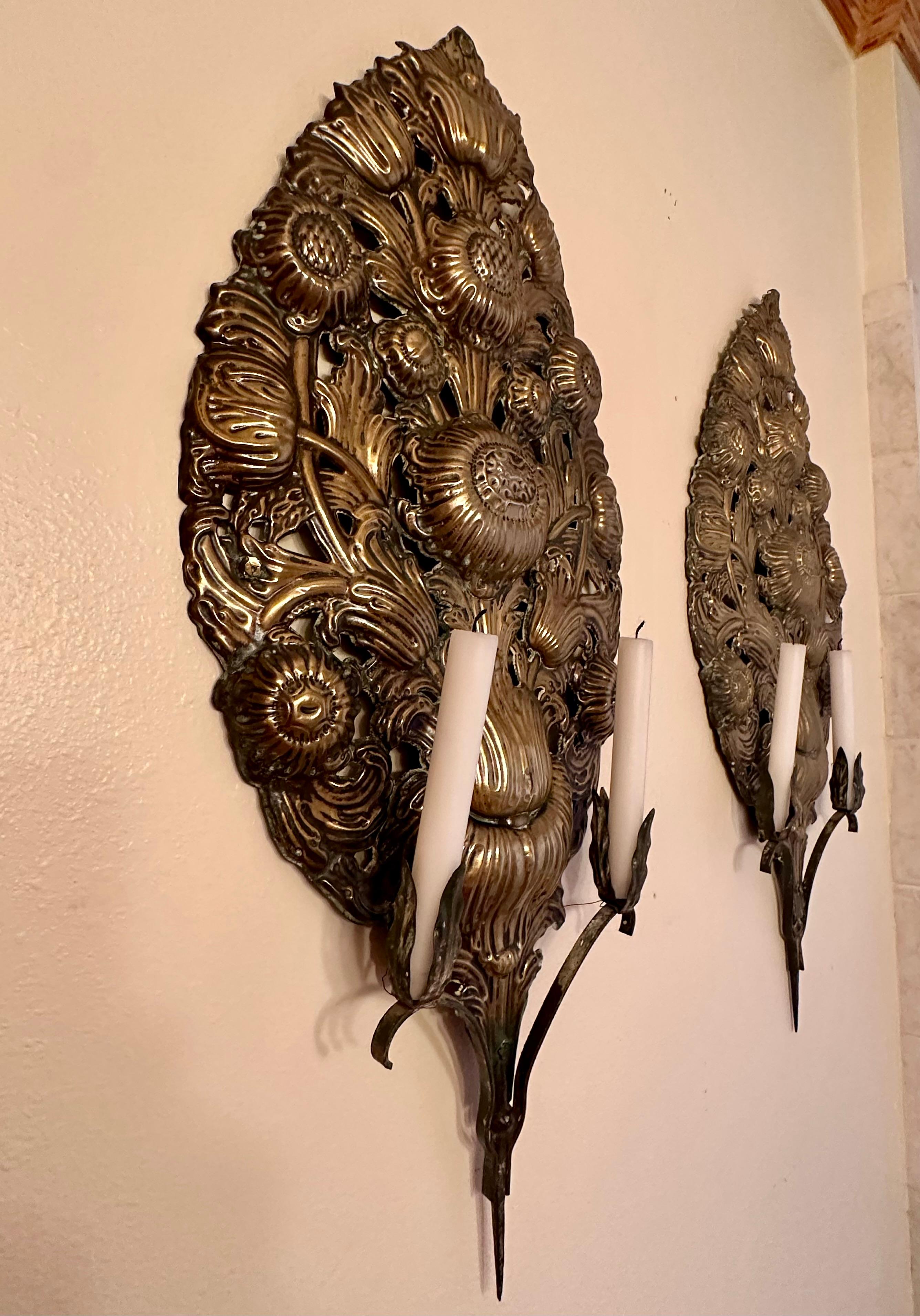 19th Century Italian Pair of Antique Brass Altar Palmettes For Sale 6