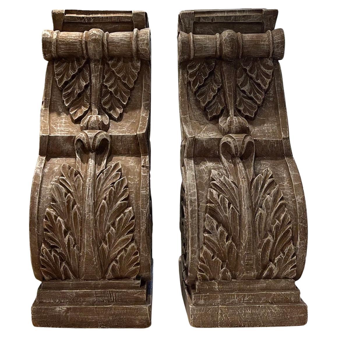 19th Century Italian Pair of Antique Roman Wooden Wall Sconces For Sale