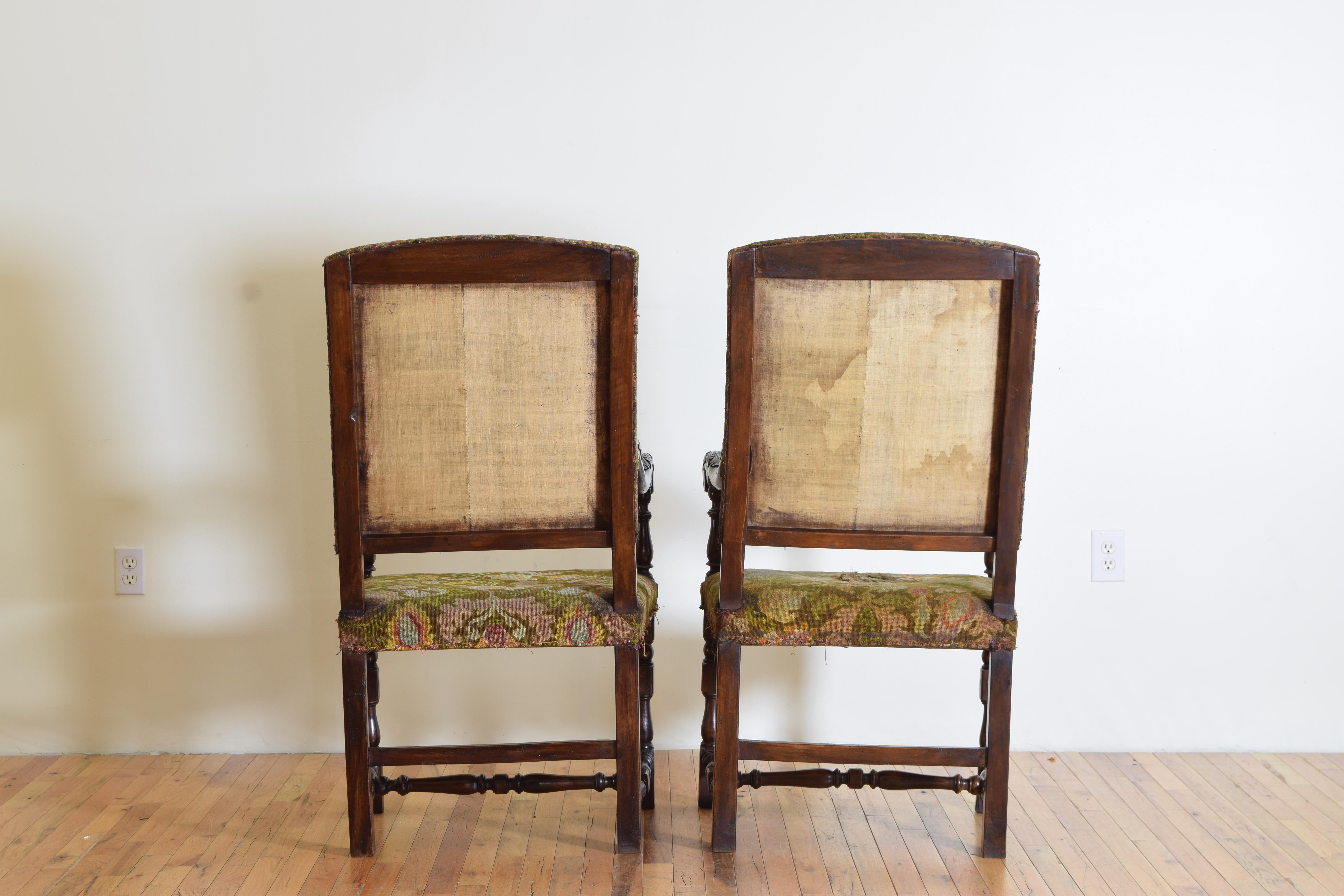 19th Century Italian Pair of Carved Walnut Louis XIII Armchairs 1