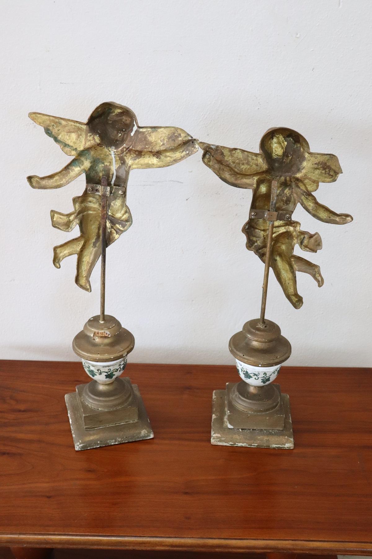 19th Century Italian Pair of Gilded Bronze Angels on a Wooden Base 4