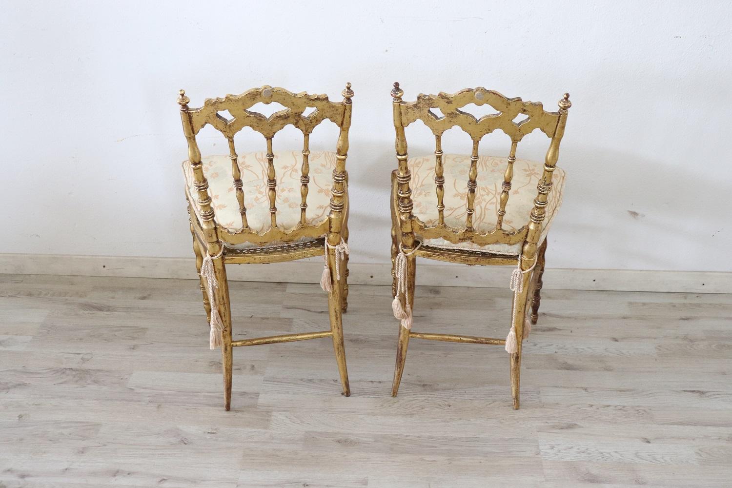 19th Century Italian Pair of Gilded Wood Chiavari Chairs with Vienna Straw For Sale 5