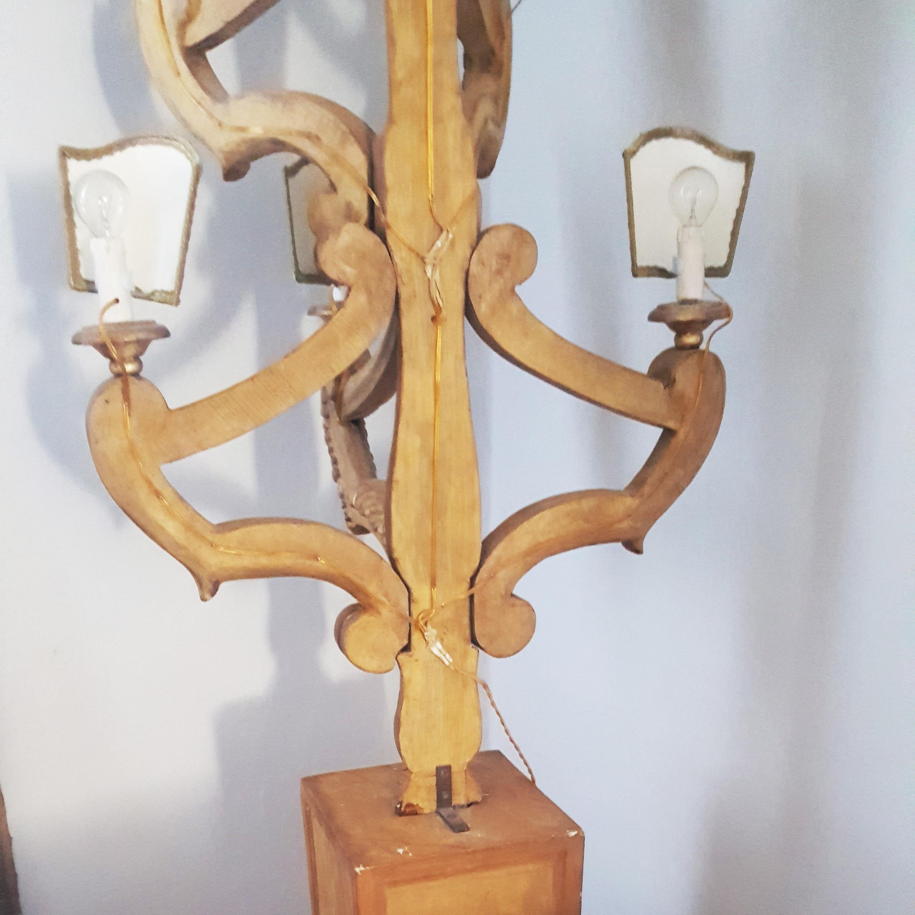 19th Century Italian Pair of Gilt Poplar Wood Eleven-Light Candelabra For Sale 8