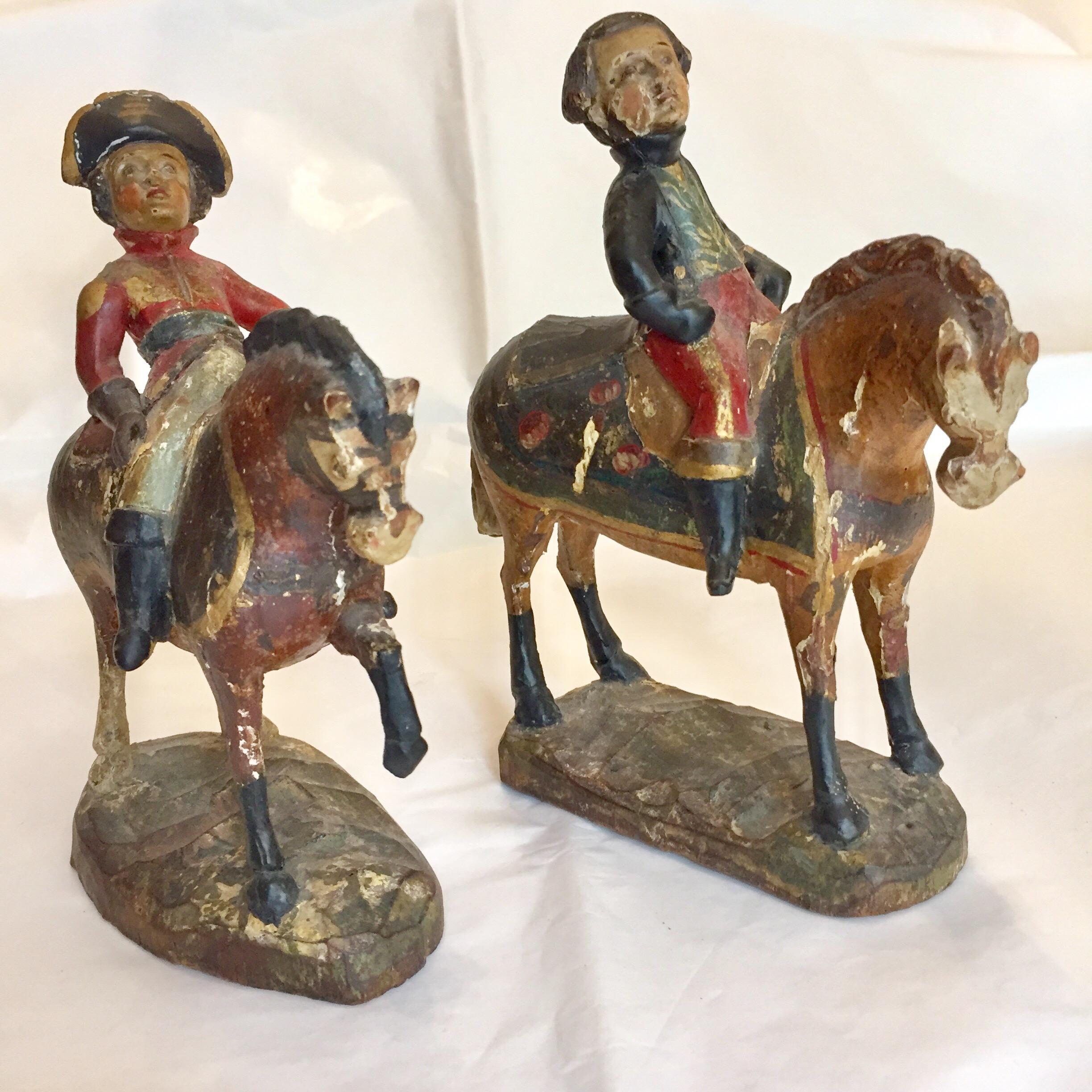 Hand-Carved 19th Century Italian Pair of Knights Sculptures Hand Carved Equestrian Soldiers