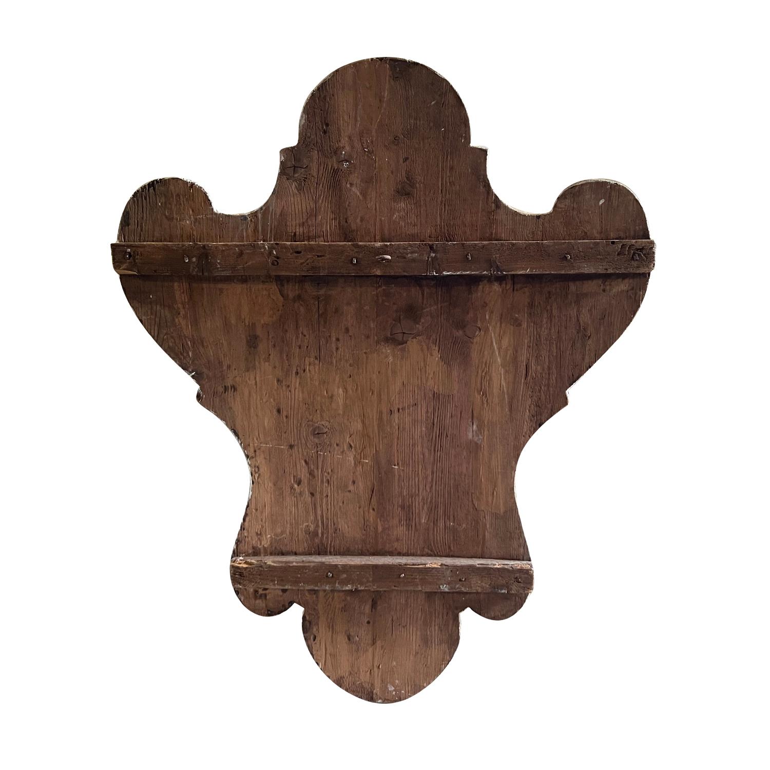 Pino Coppia di stemmi araldici toscani in legno di pino del XIX secolo, decorazioni da parete antiche in vendita
