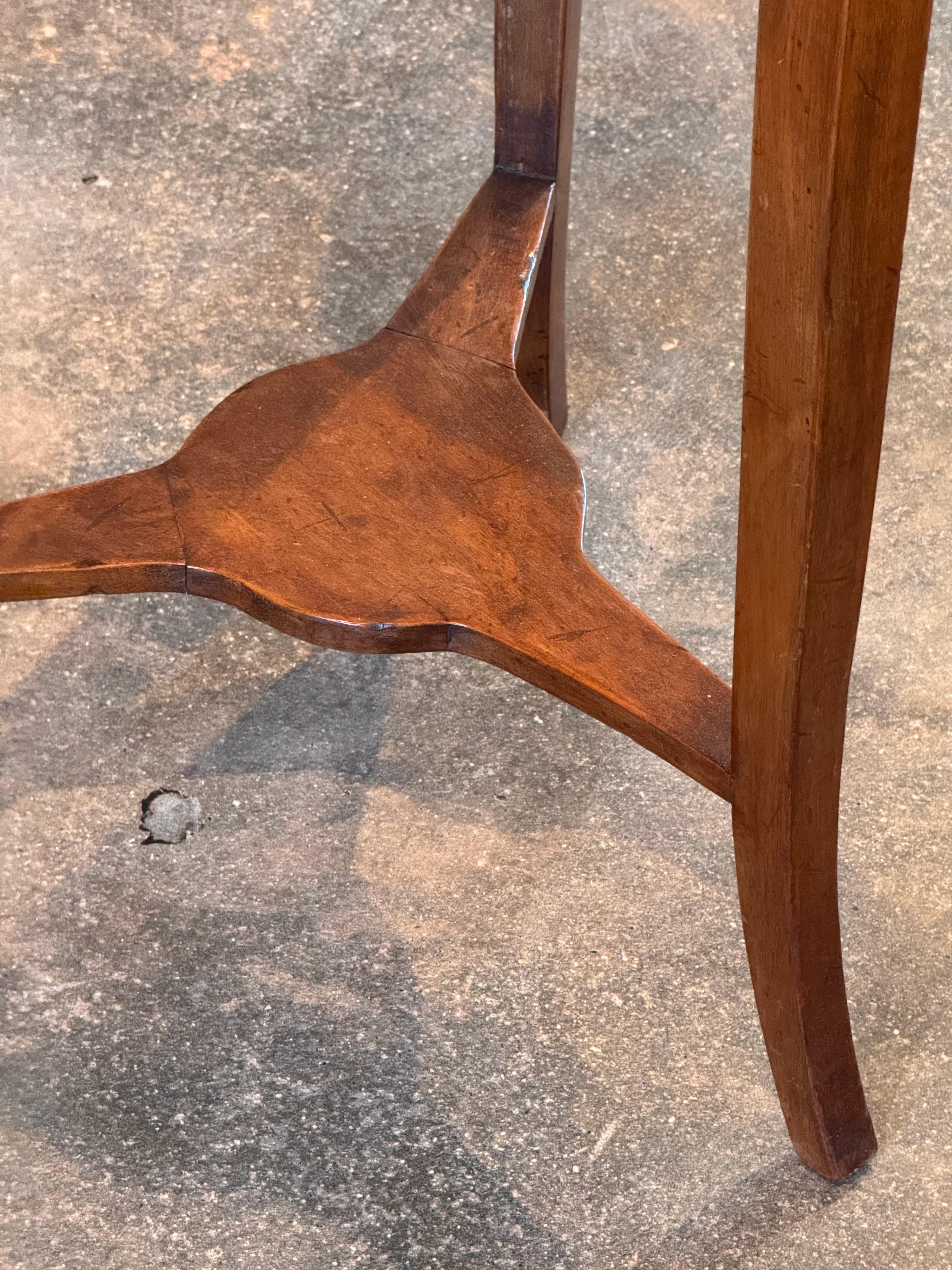 XIXe siècle Table de jeu italienne en parqueterie du 19ème siècle en vente
