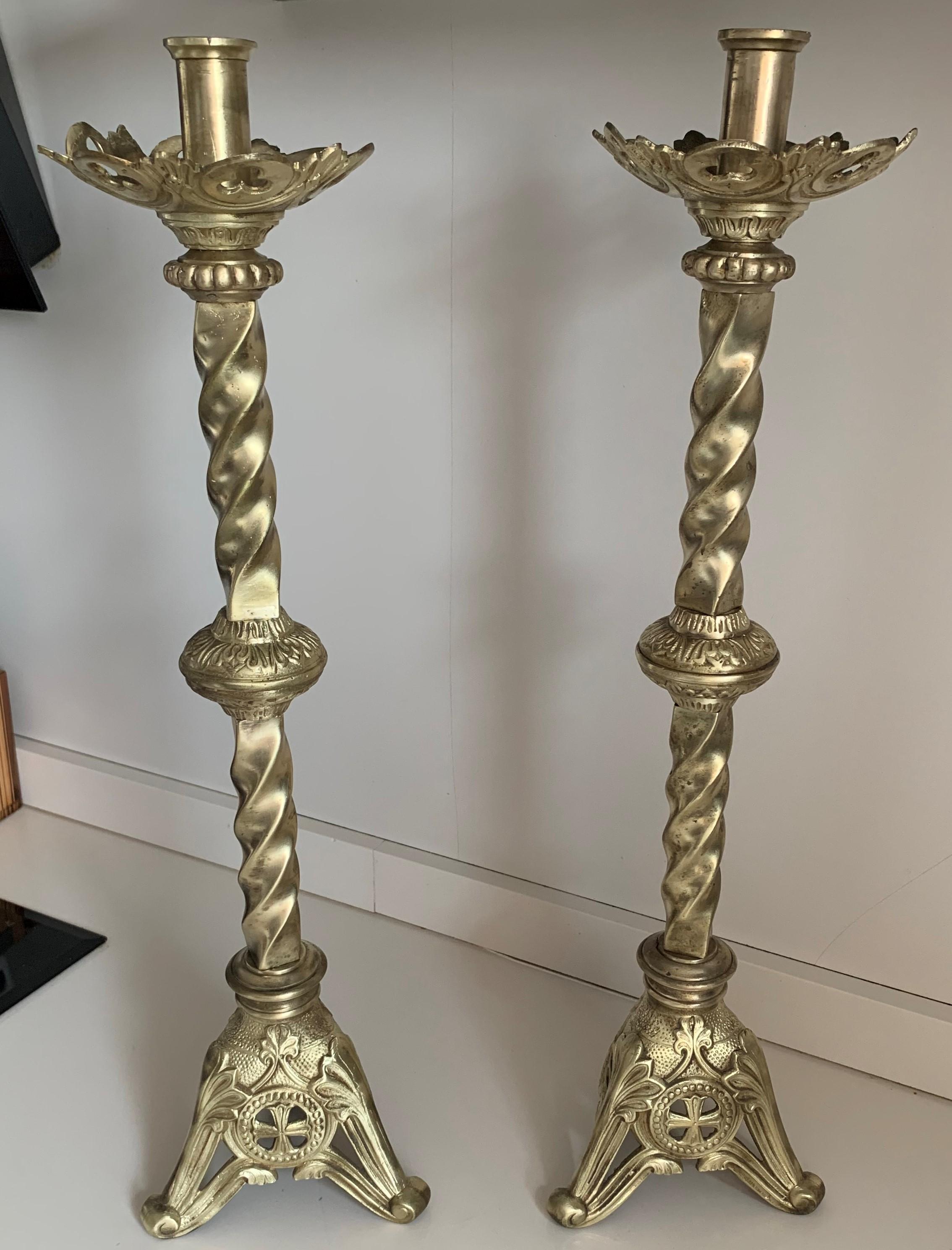 19th Century Italian Paschal Candleholder Bronze Venice Torchères Candlesticks In Good Condition For Sale In Miami, FL