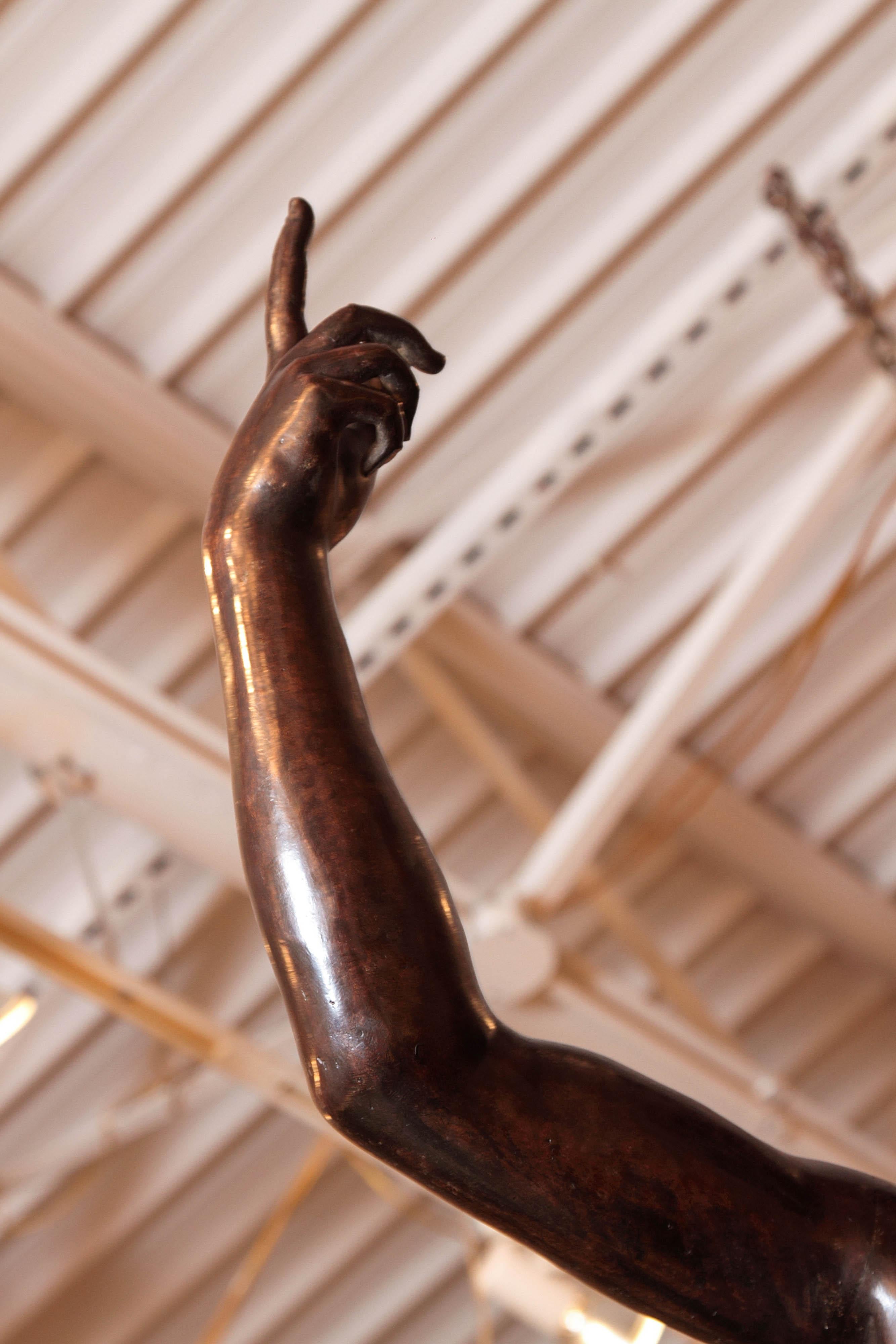 Bronze patiné italien du 19ème siècle représentant Mercure grandeur nature en vente 6
