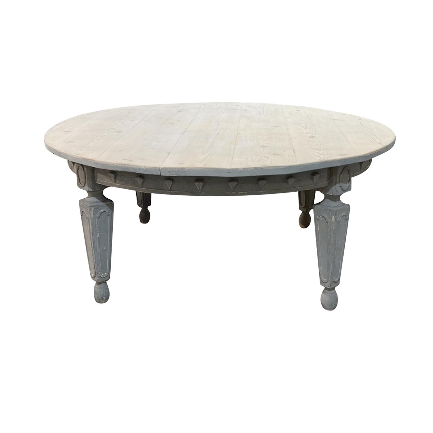 19th Century Italian Pine Dining Room Table - Antique Tuscan Conference Table In Good Condition For Sale In West Palm Beach, FL