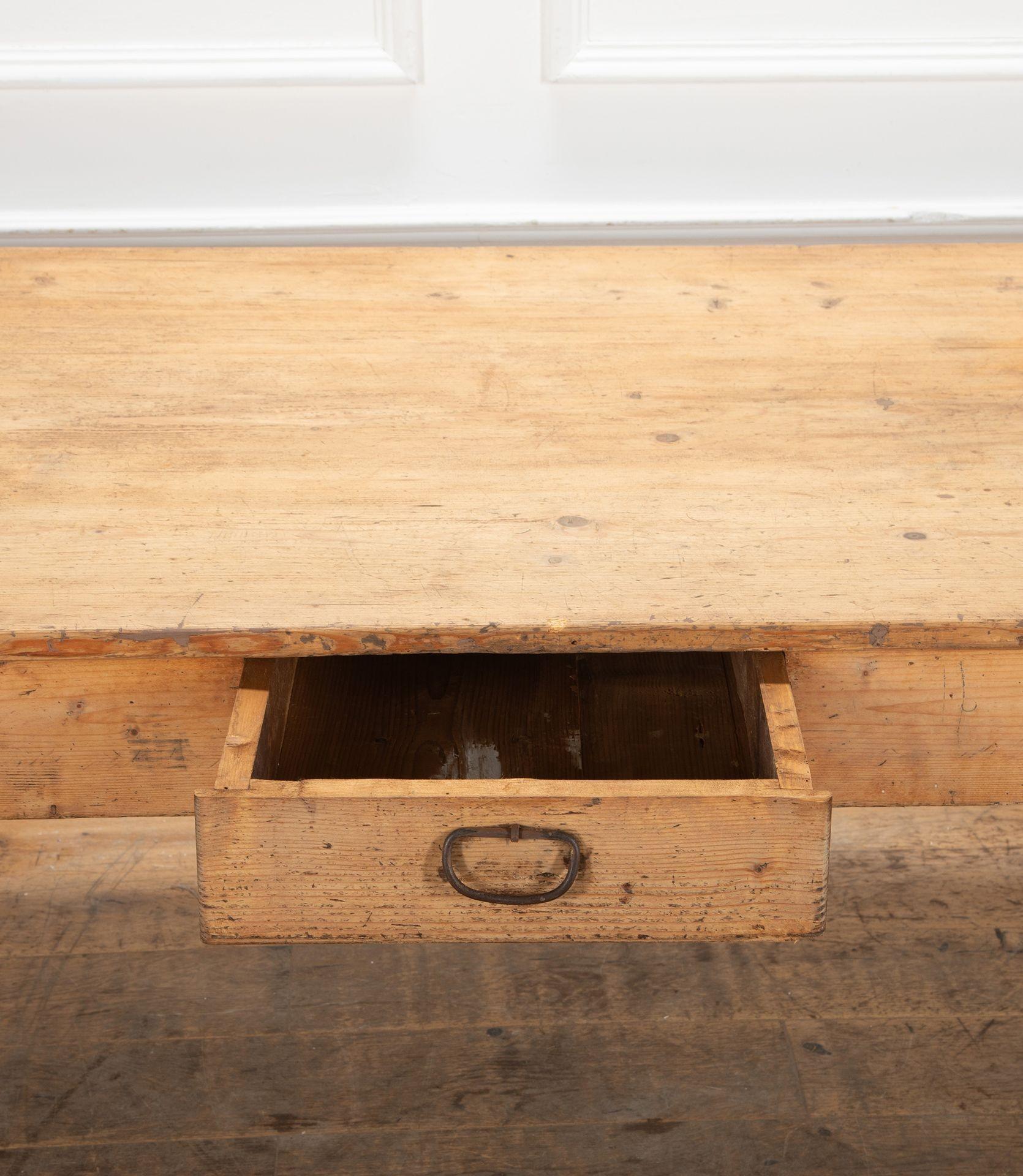 19th Century Italian Pine Farmhouse Table For Sale 8