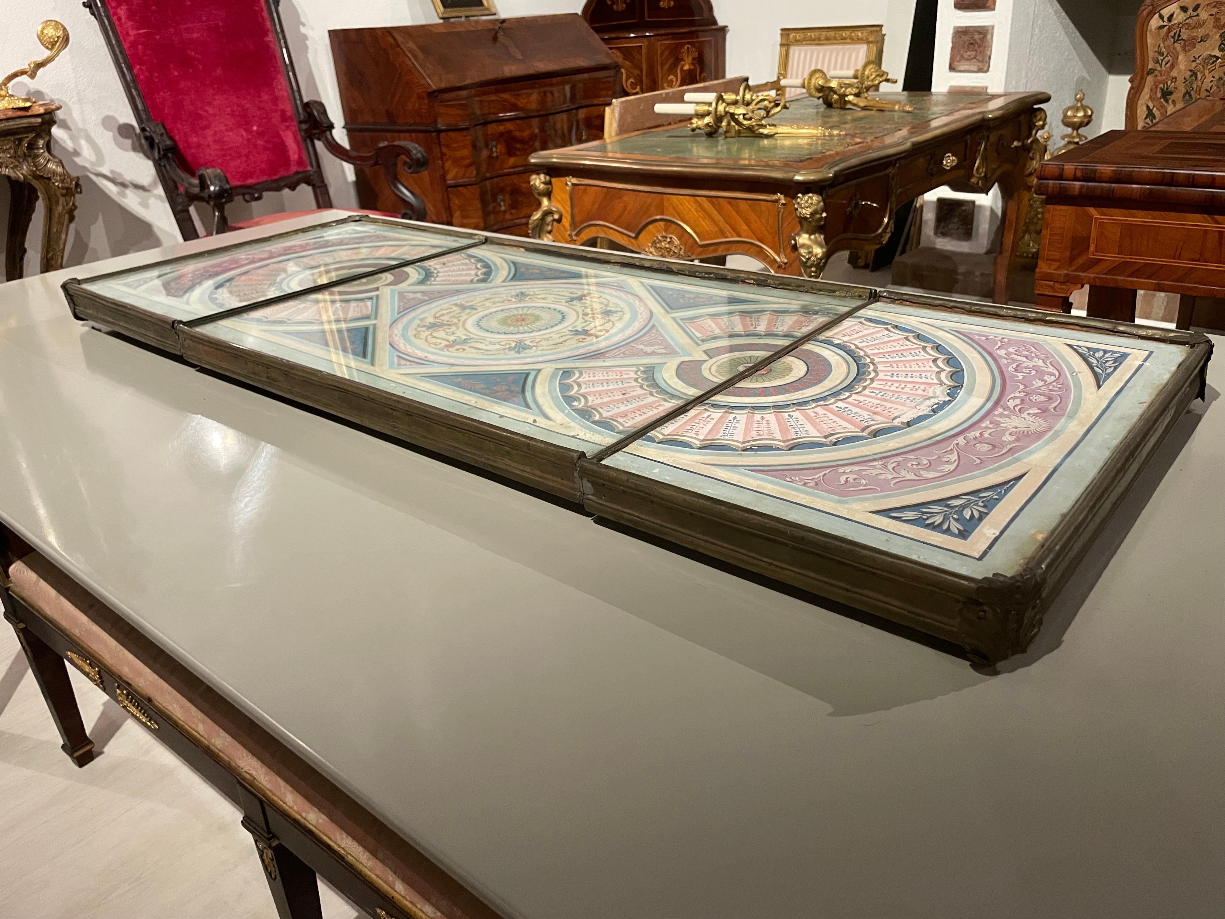 19th Century, Italian Polychrome Paper Painted Centerpiece For Sale 2
