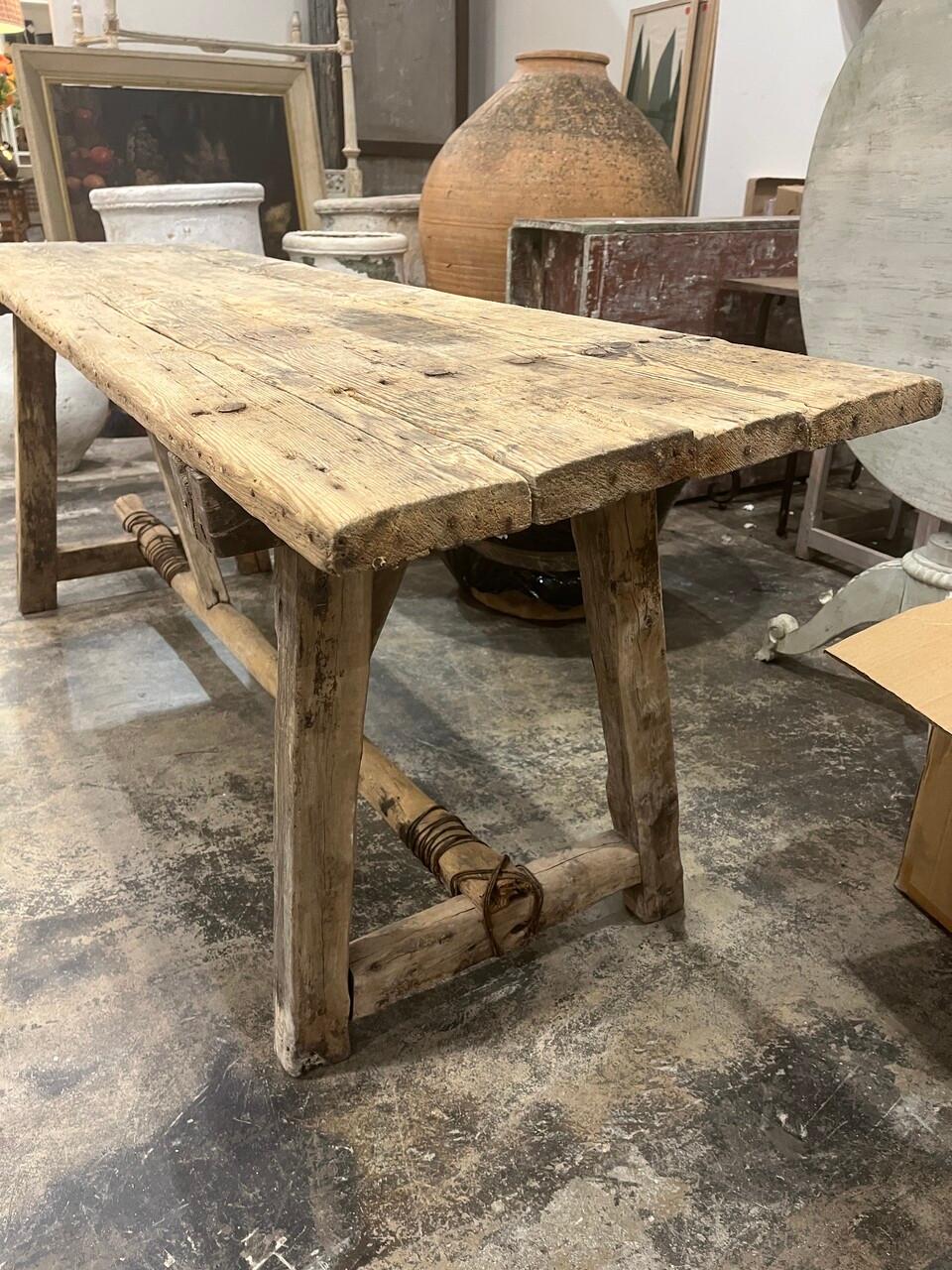 Table console primitive italienne du 19e siècle Bon état - En vente à Houston, TX