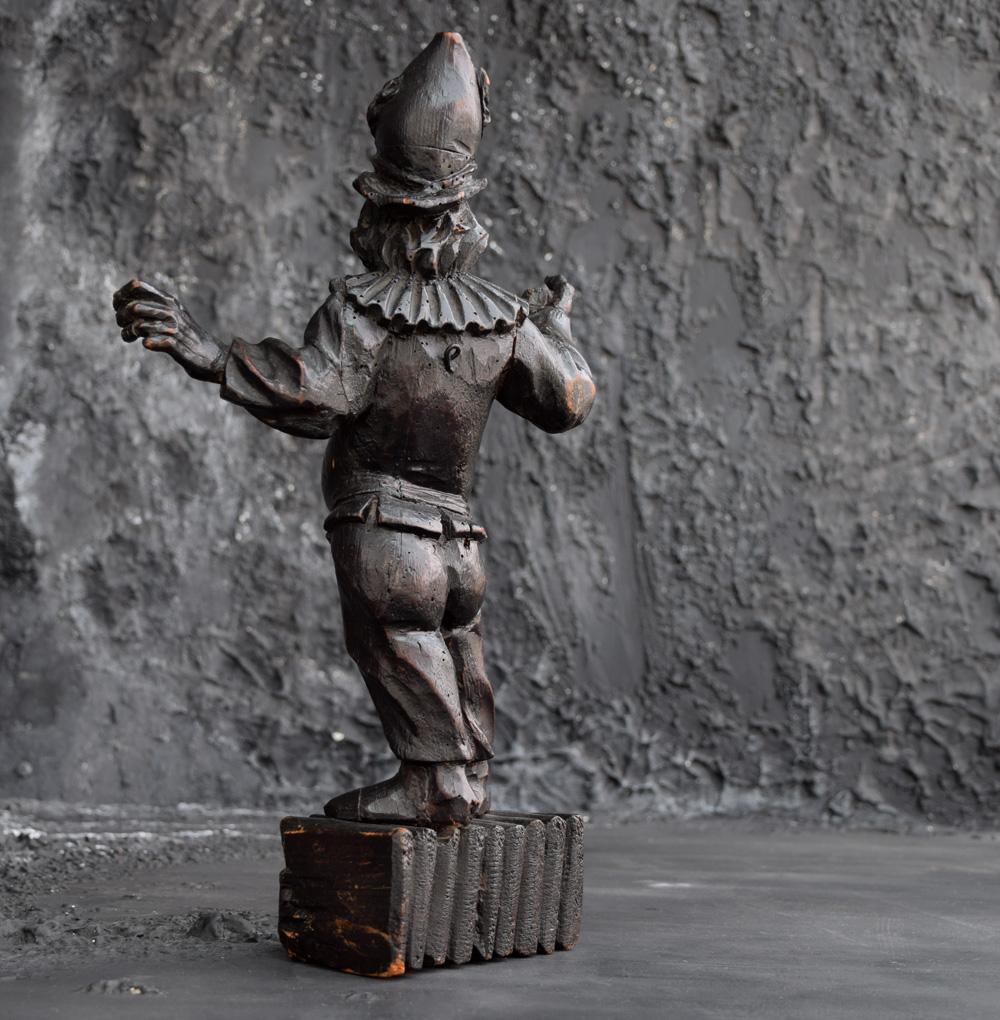 19th century Italian Pulcinella (Polichinelle) Wooden Figure
For sale in this LOT is very rare hand carved mid-19th century wooden figure of Pulcinella in a lightweight wood, a wonderful form with a essence of curiosity and macabre. The detail and