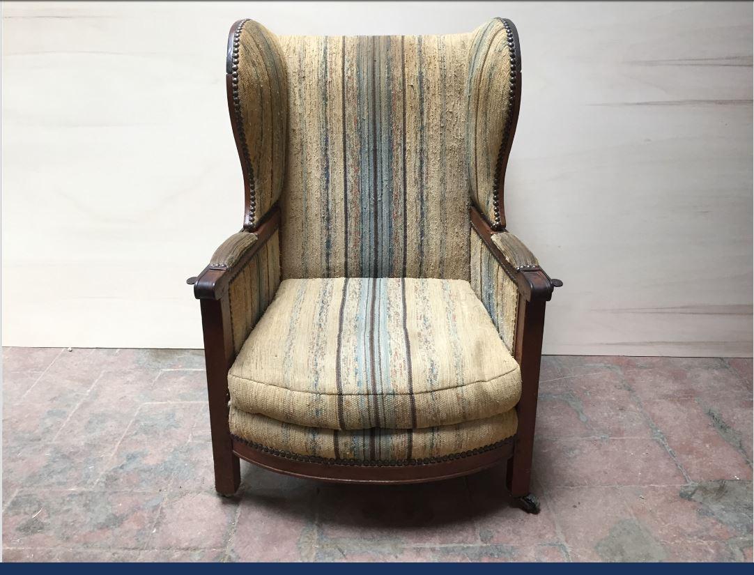 Victorian 19th Century Italian Reclining Wooden Armchair with Original Upholstery. 1890s For Sale