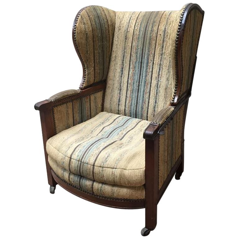 19th Century Italian Reclining Wooden Armchair with Original Upholstery. 1890s For Sale