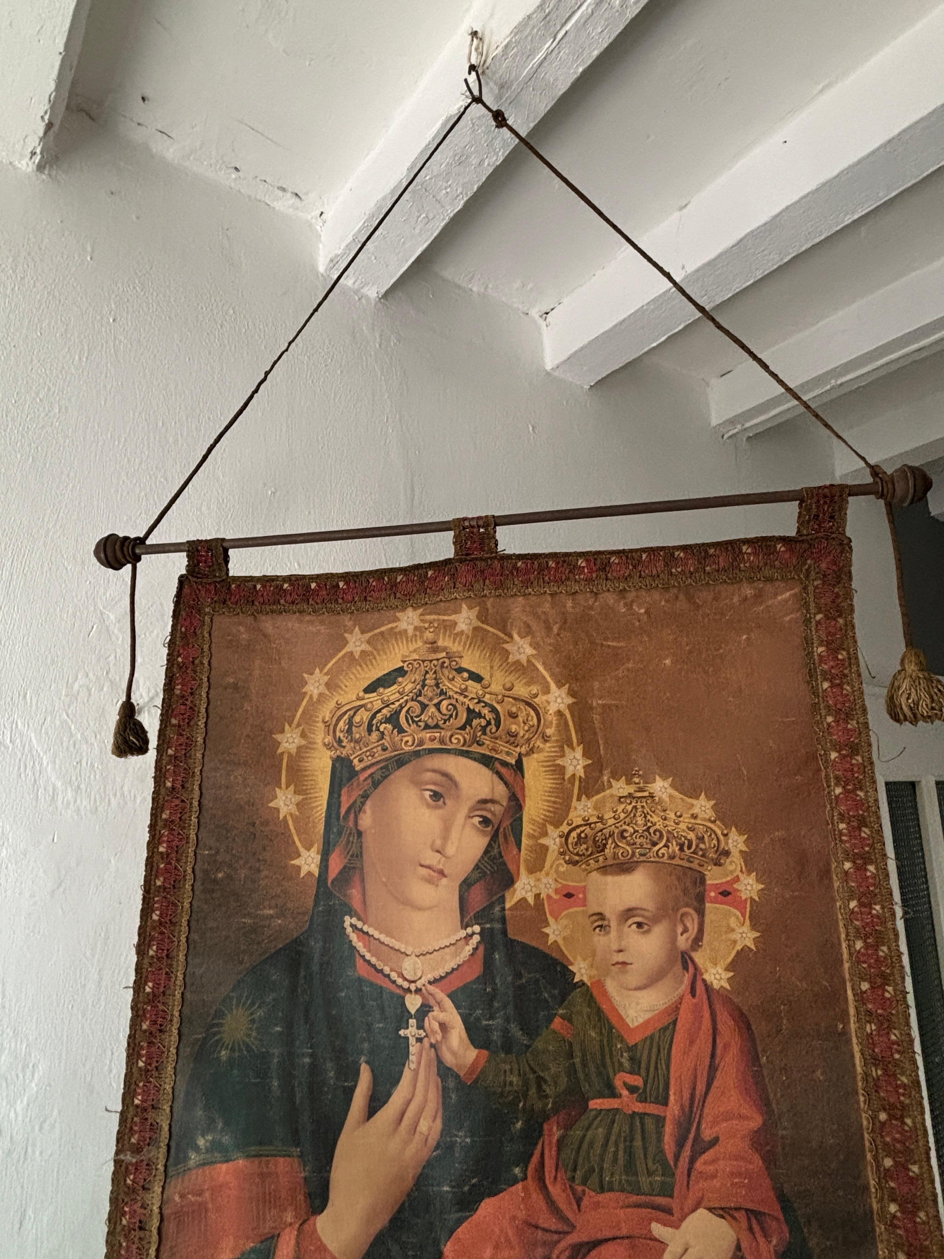 Estandarte Religioso Italiano Siglo XIX María Jesús Coronas Oliógrafas Borlas en venta 2