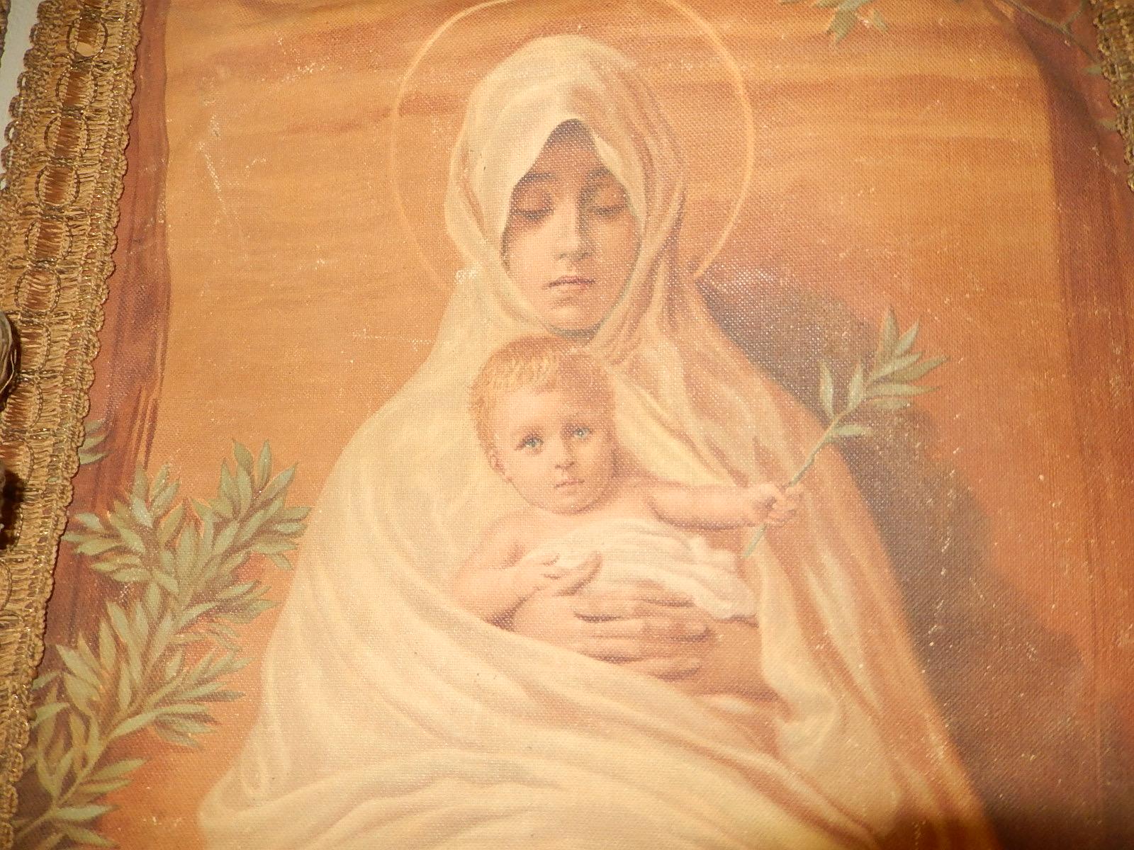 19th Century Italian Religious Banner Mary & Jesus Oliograph with Tassels In Good Condition In Firenze, Toscana