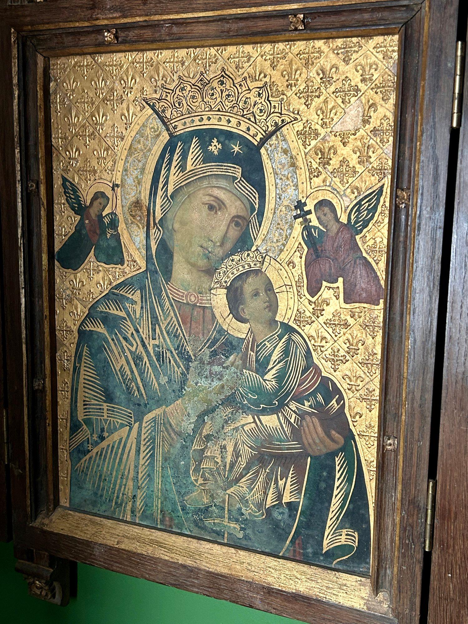 Peinture à l'huile iconique religieuse italienne du 19ème siècle dans un cadre d'armoire de style néo-gothique en vente 1
