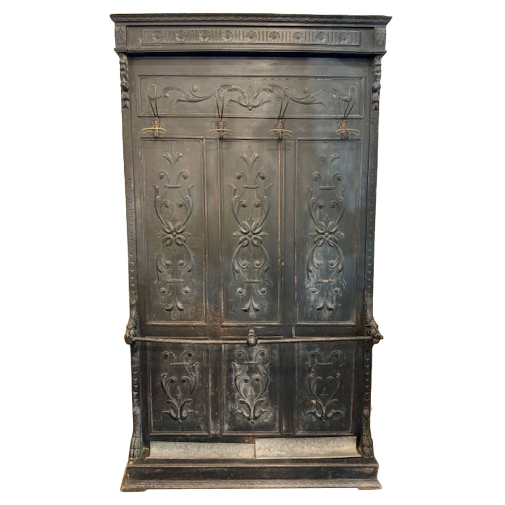 Italienischer geschnitzter und bemalter Renaissance-Hallenbaum aus dem 19. im Angebot