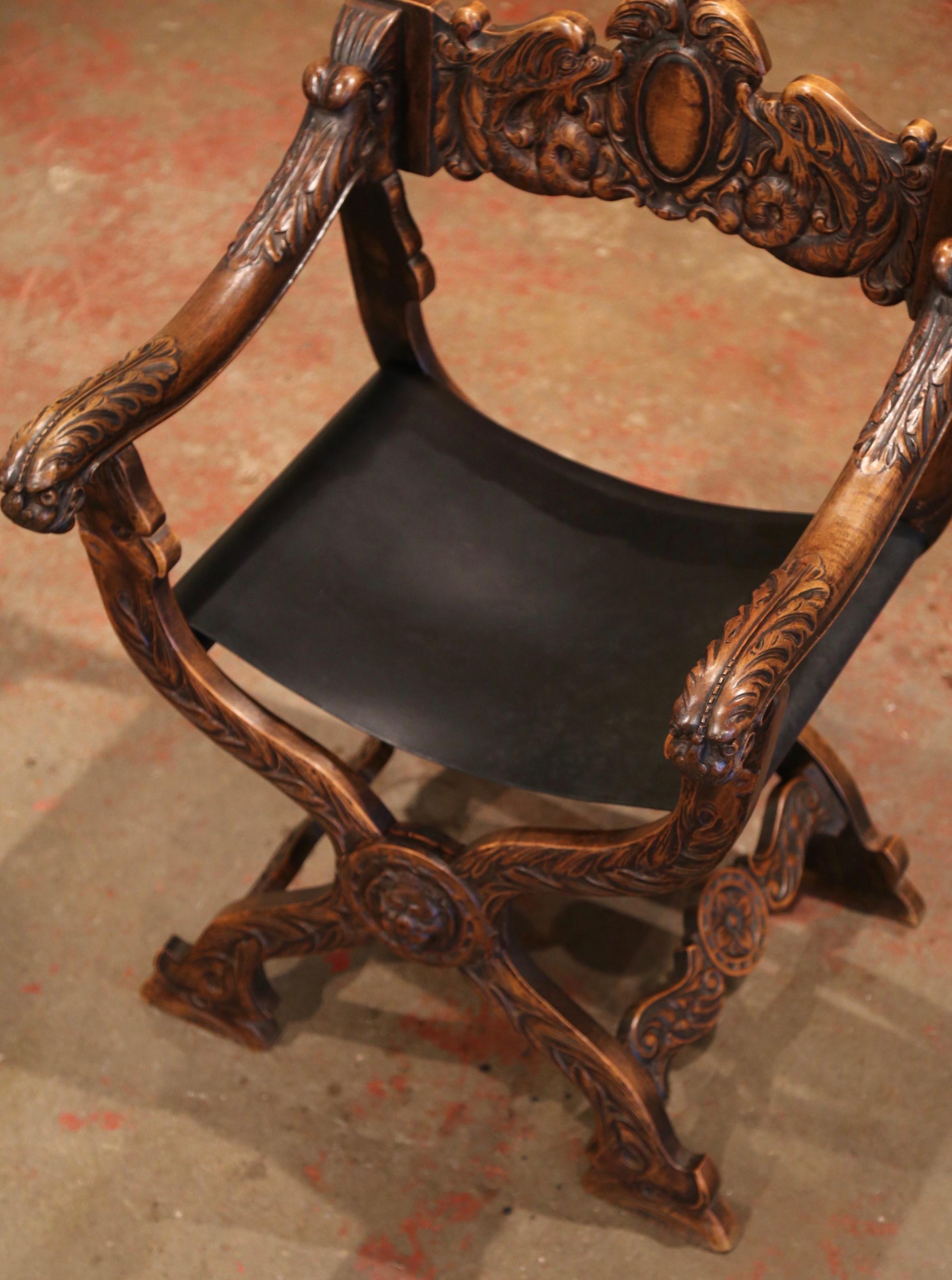19th Century Italian Renaissance Carved Walnut Desk Armchair with Leather Seat 1