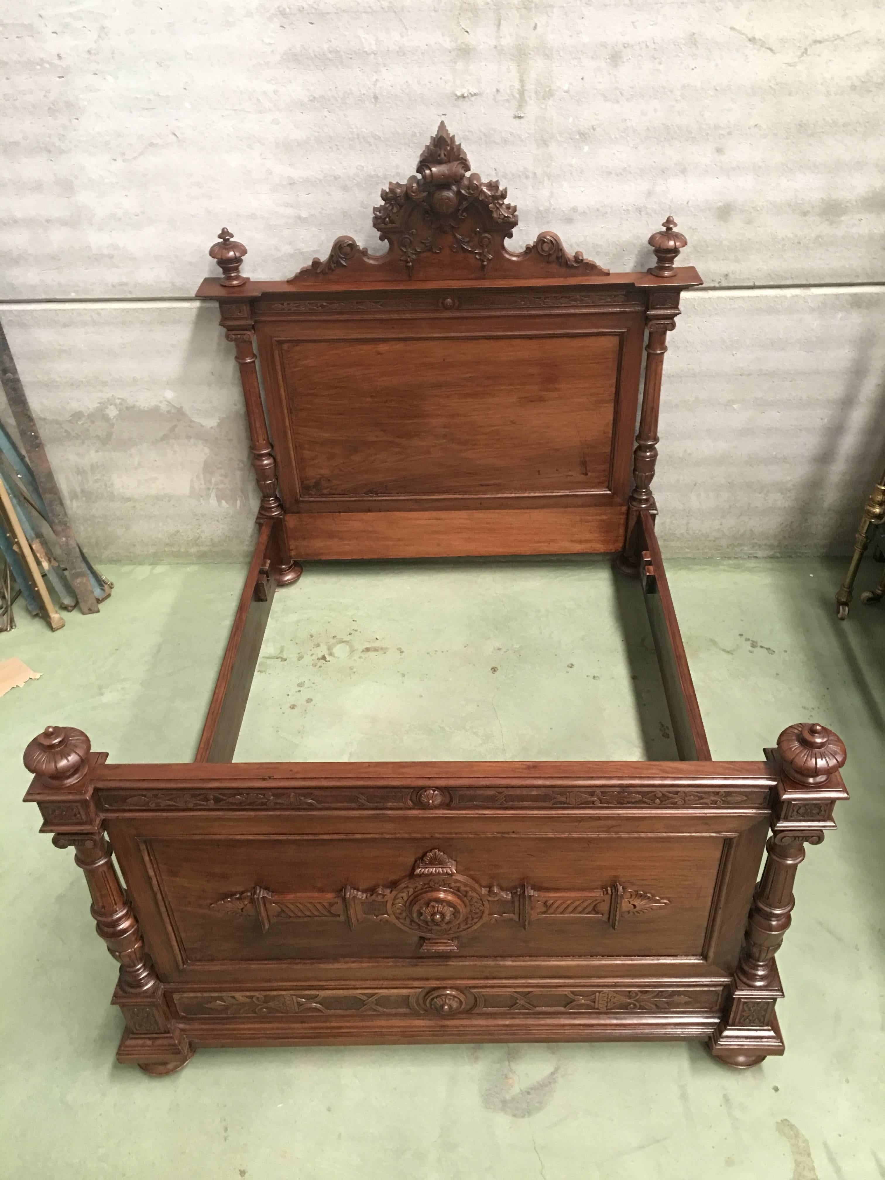 19th century Italian renaissance carved walnut full or queen bed.

19th century Italian renaissance walnut bed represent the essence of the style with elaborately carved bas relief and full relief naturalistic motifs across the entire visible