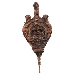 19th Century Italian Renaissance Style Bellows “Soffietto” in Carved Walnut